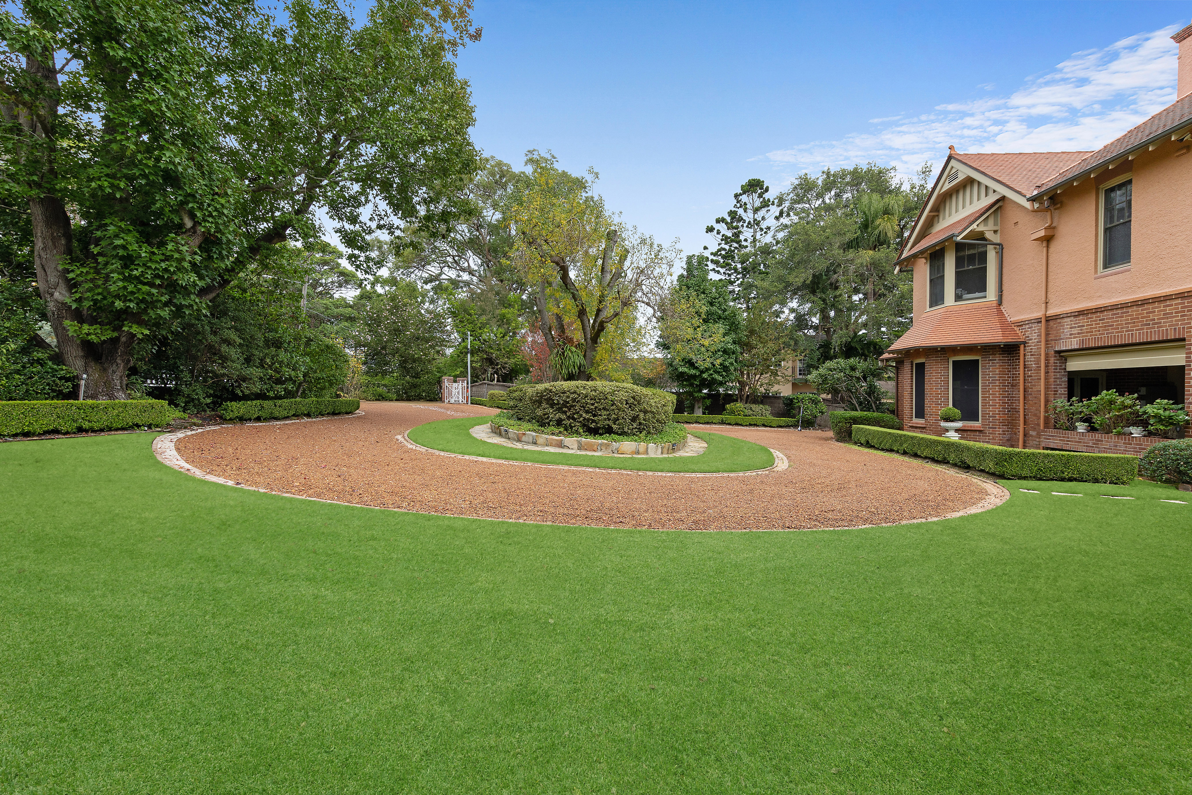 5-bedroom house at 4 ILLOURA AVENUE, Wahroonga NSW 2076, Ku-Ring-Gai, New South Wales