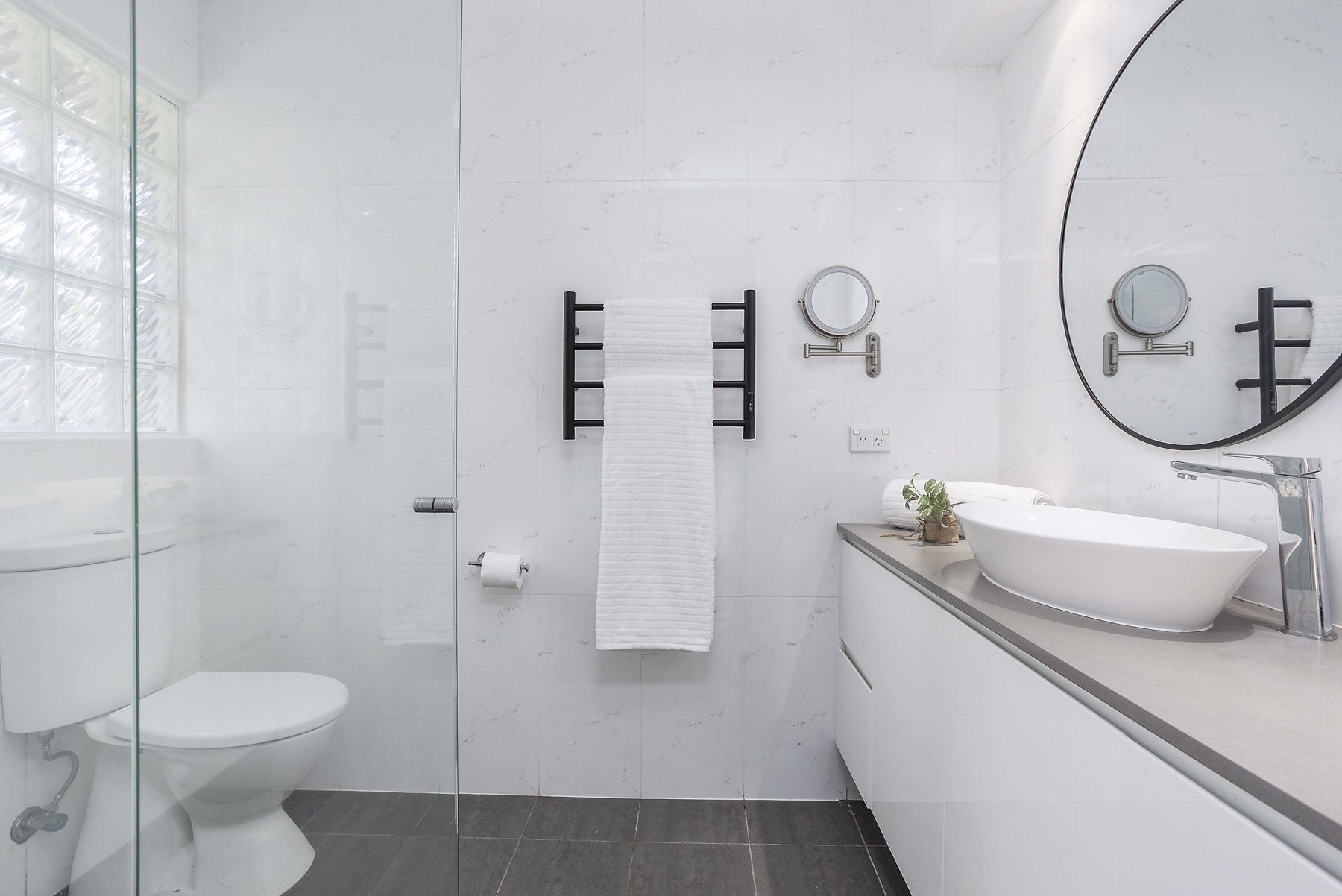 52 Hall Drive, Menai, NSW 2234 - Image 10