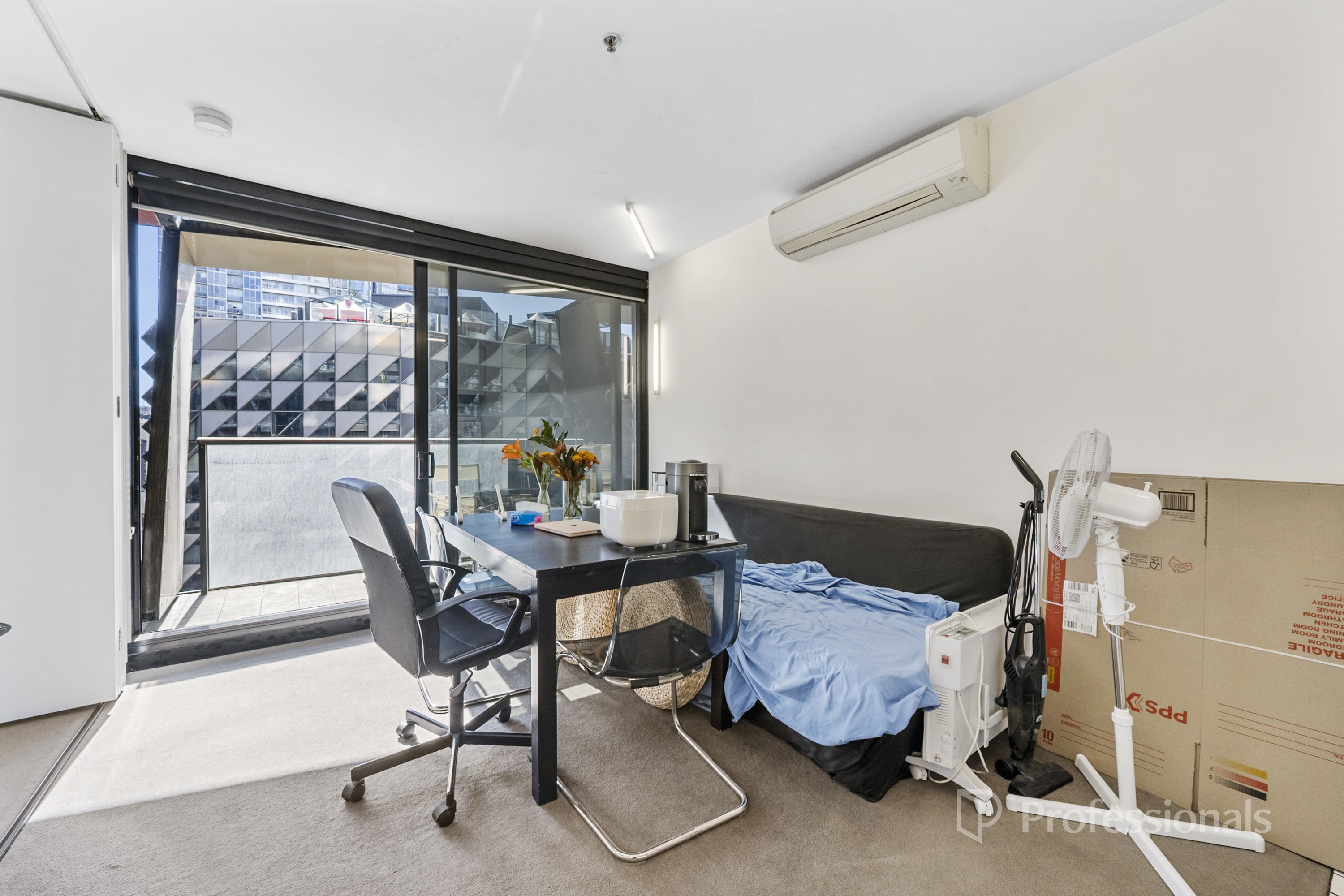 2-bedroom unit at 1301/31 A'Beckett Street, Melbourne, VIC 3000, Melbourne, Victoria