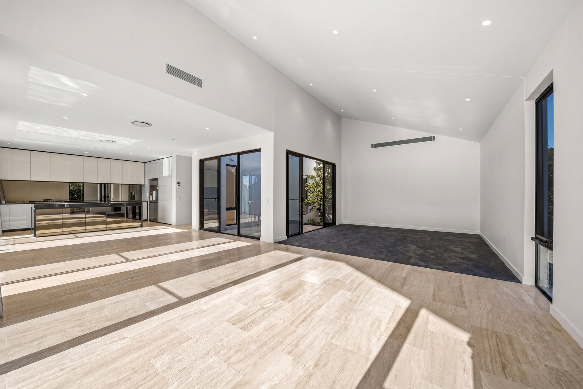 10 Sanctuary Court, Mermaid Waters, Qld, 4218 - Image 8