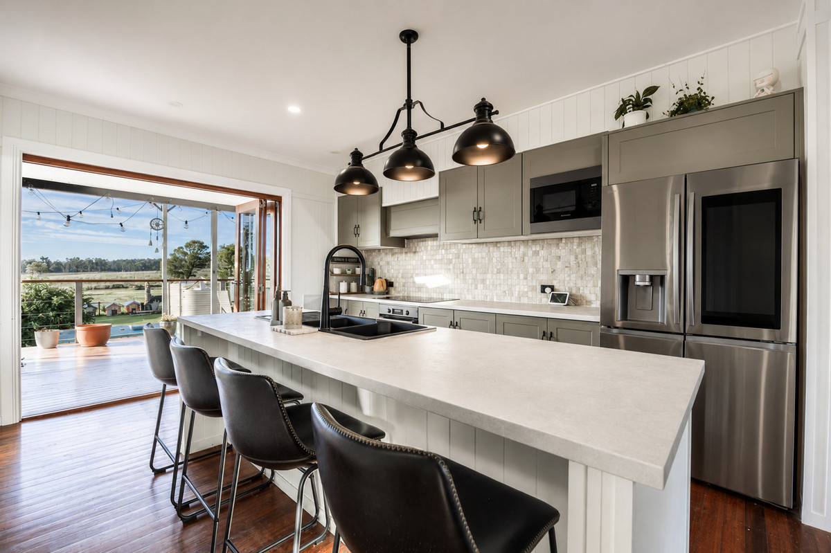32 PELICAN DRIVE, Laidley Heights QLD 4341 - Image 6