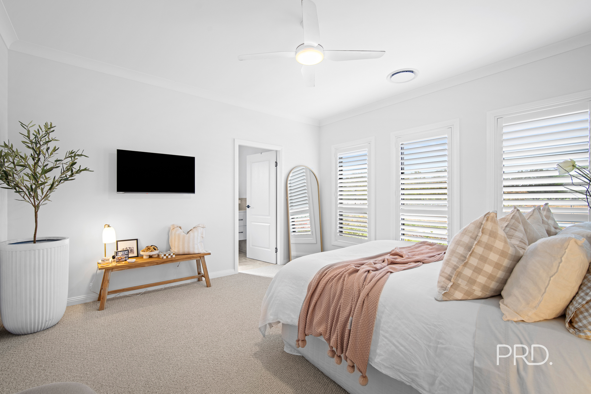4 Paroo Place, Tatton, Nsw, 2650 - Image 5