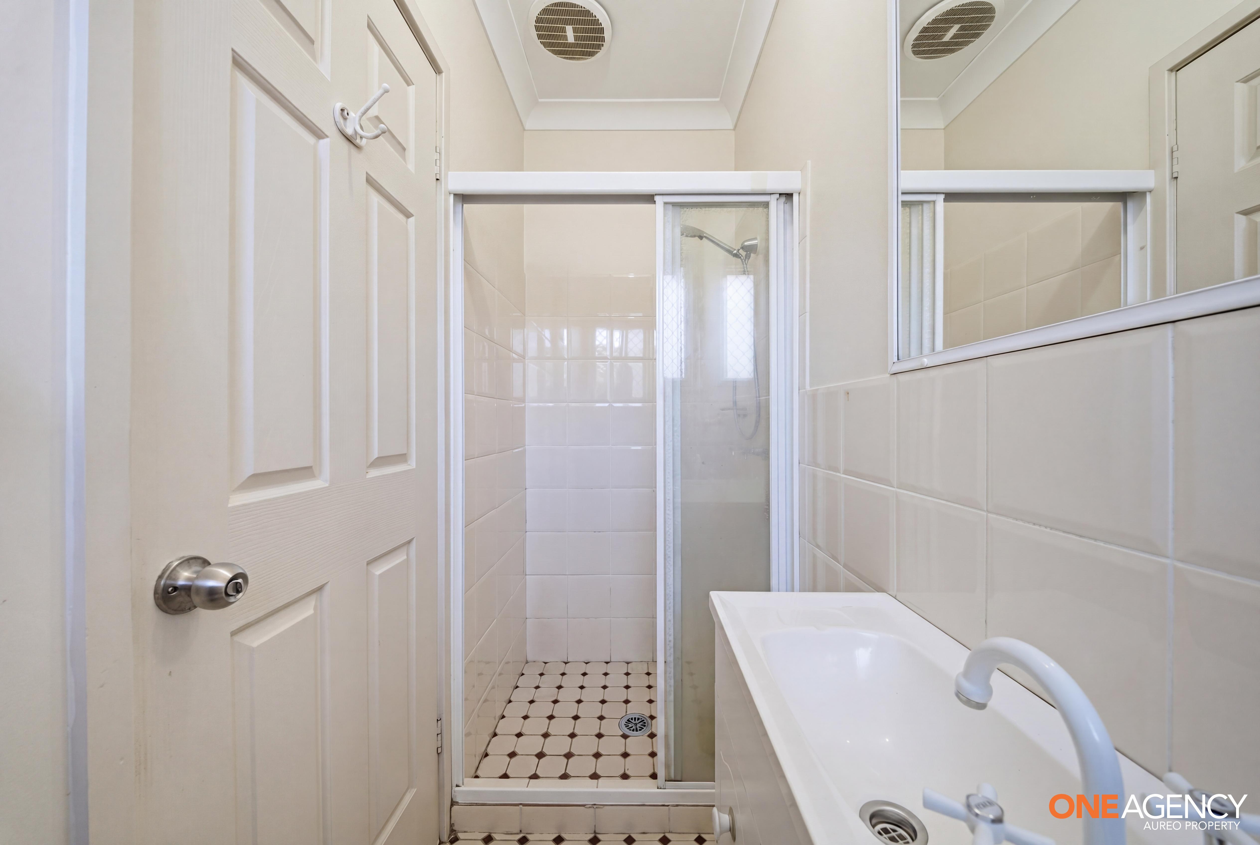 3 9 MACQUARIE ROAD, INGLEBURN NSW 2565 - Image 6