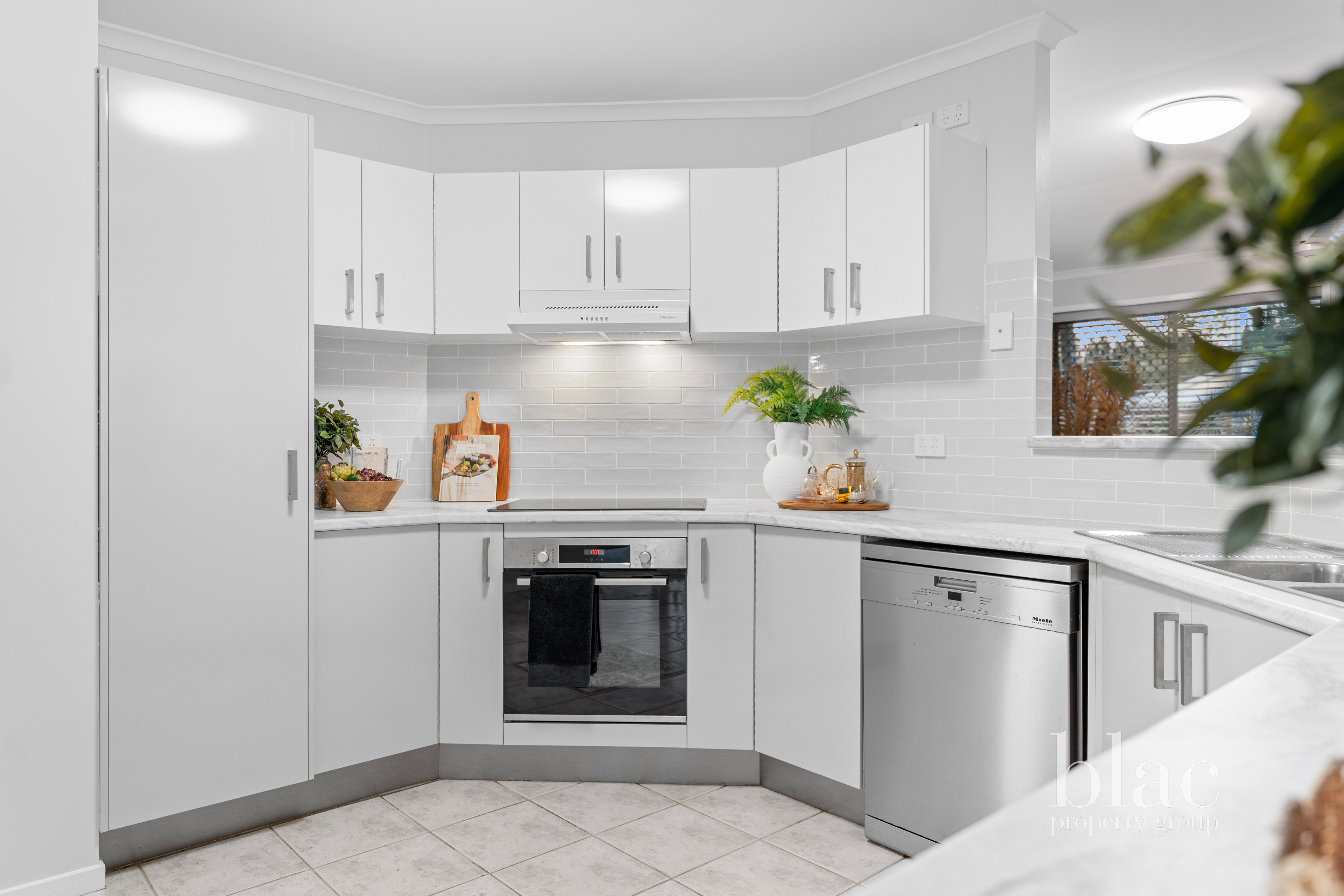 4 CAMION COURT, Petrie QLD 4502 - Image 10