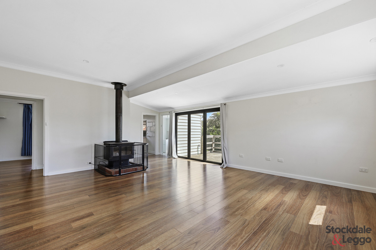 3-bedroom house at 5 Thorpdale Road, Mirboo North, VIC 3871, South Gippsland, Victoria