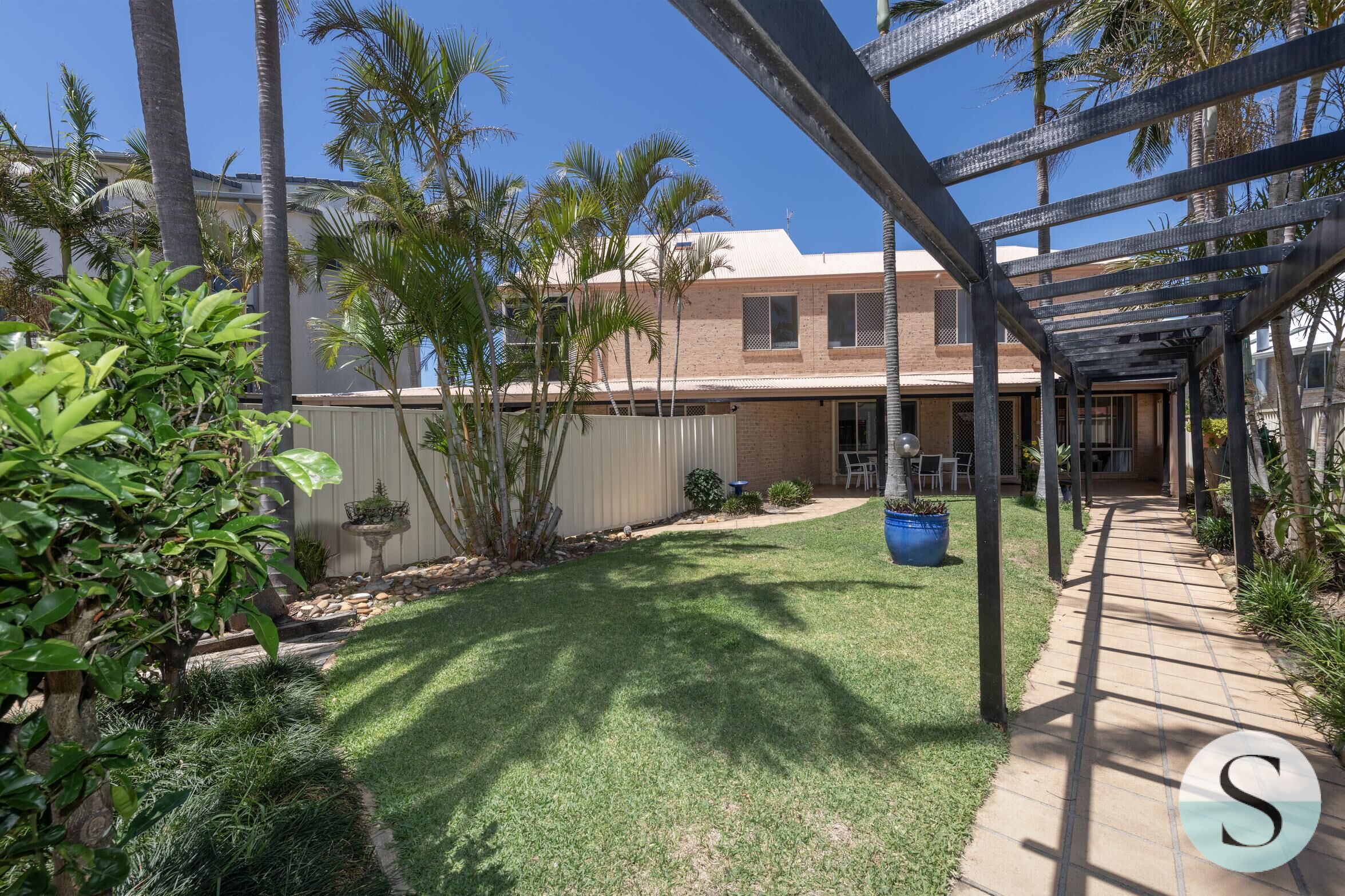 10 DRIFTWOOD CLOSE, Caves Beach NSW 2281 - Image 2