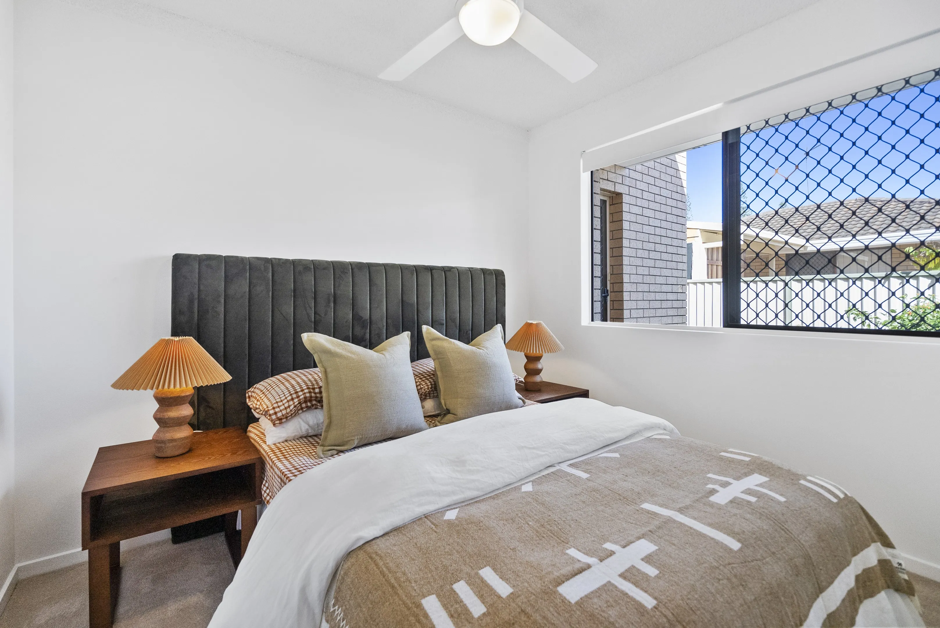 2/14 Christina Court, Mermaid Waters, Qld, 4218 - Image 9