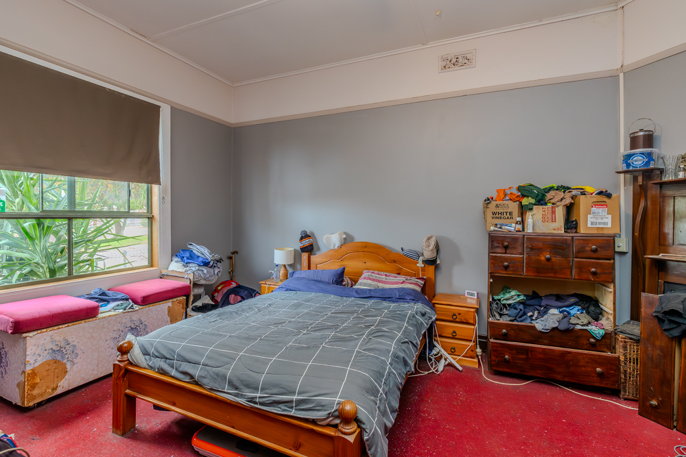 15 MARTIN AVENUE, Ouyen VIC 3490 - Image 7