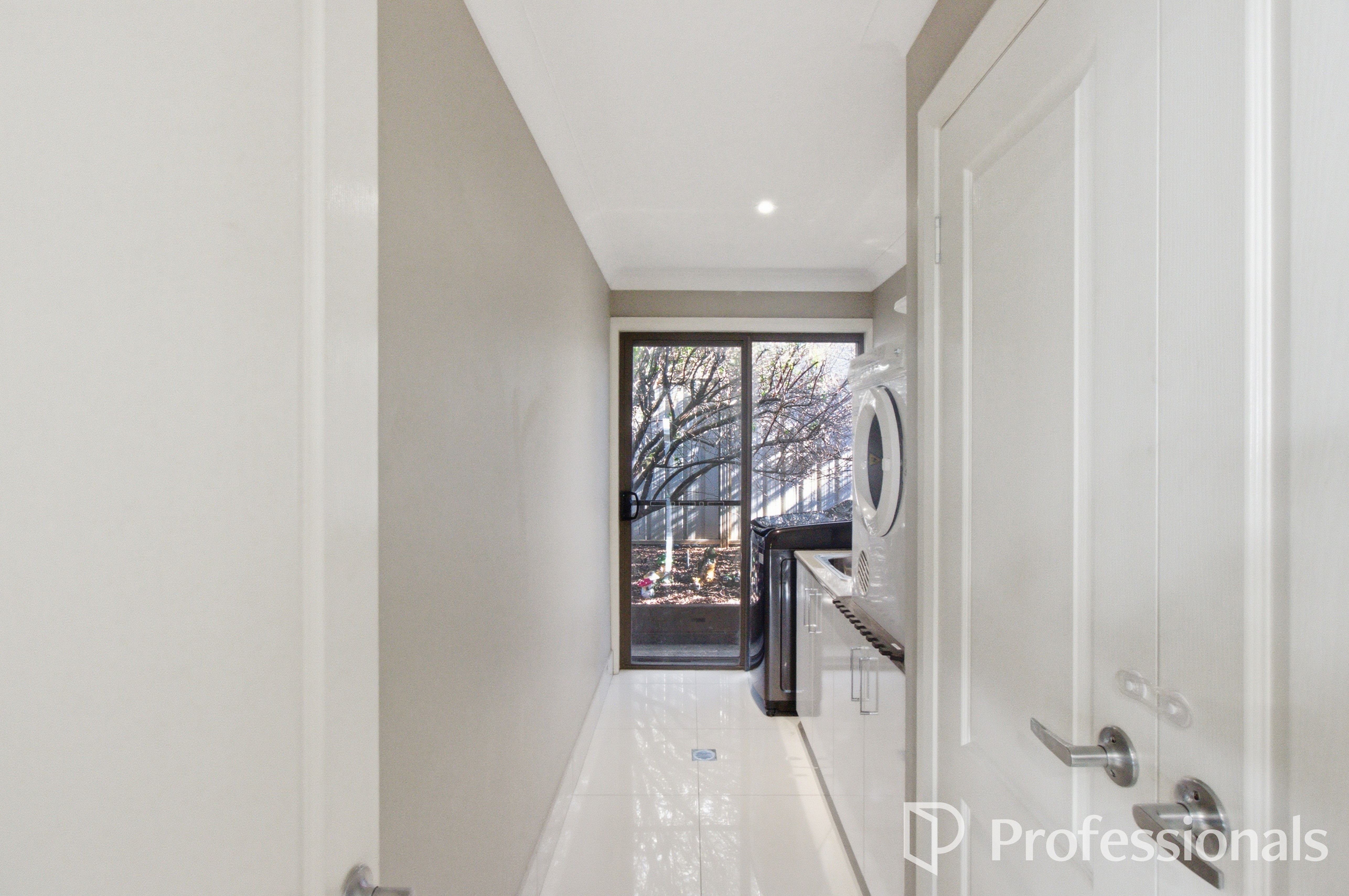 4-bedroom house at 7 Warambee Street, Glenfield Park, NSW 2650, Wagga Wagga, New South Wales
