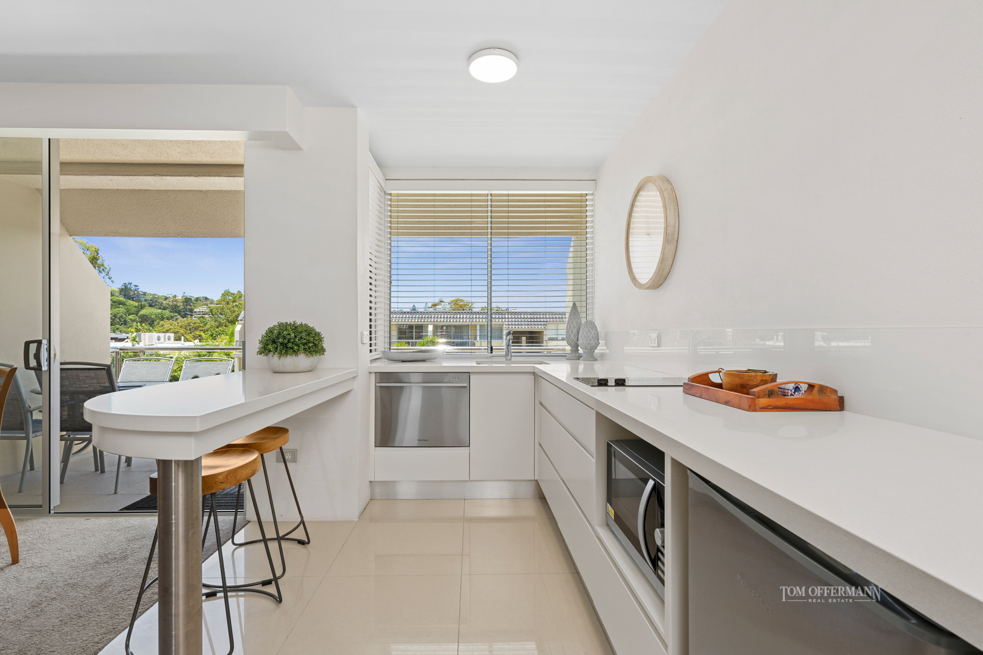 302-303/6 Hastings Street, Noosa Heads, Qld, 4567 - Image 2