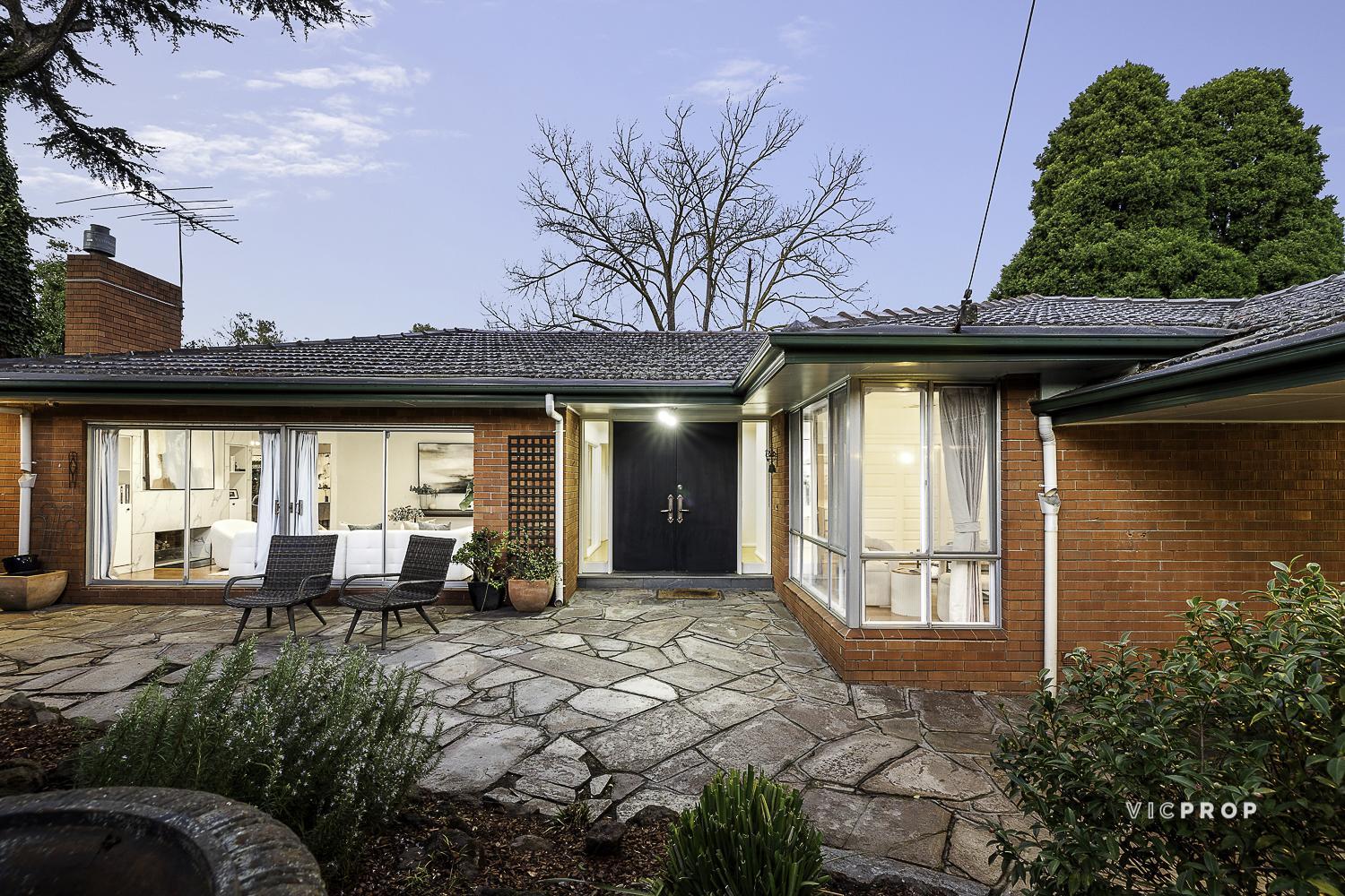 4-bedroom house at 48 Burke Road North, Ivanhoe East, VIC 3079, Banyule, Victoria
