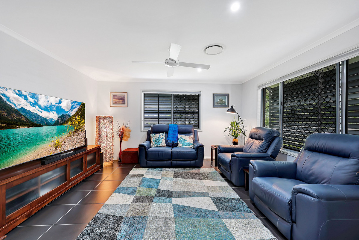 12 HELM STREET, Toogoom QLD 4655 - Image 3