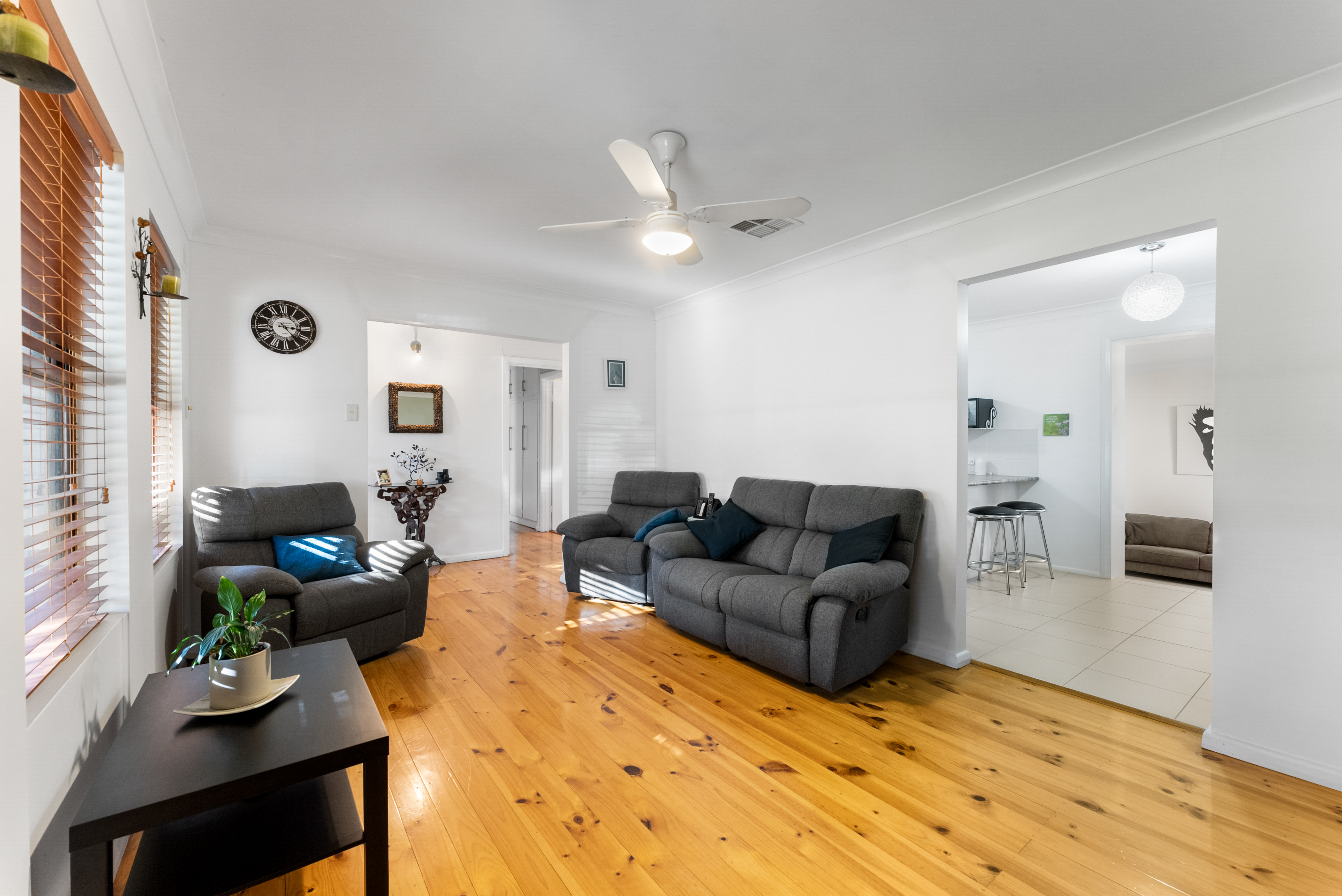 43 FLOCKHART AVENUE, Valley View SA 5093 - Image 4