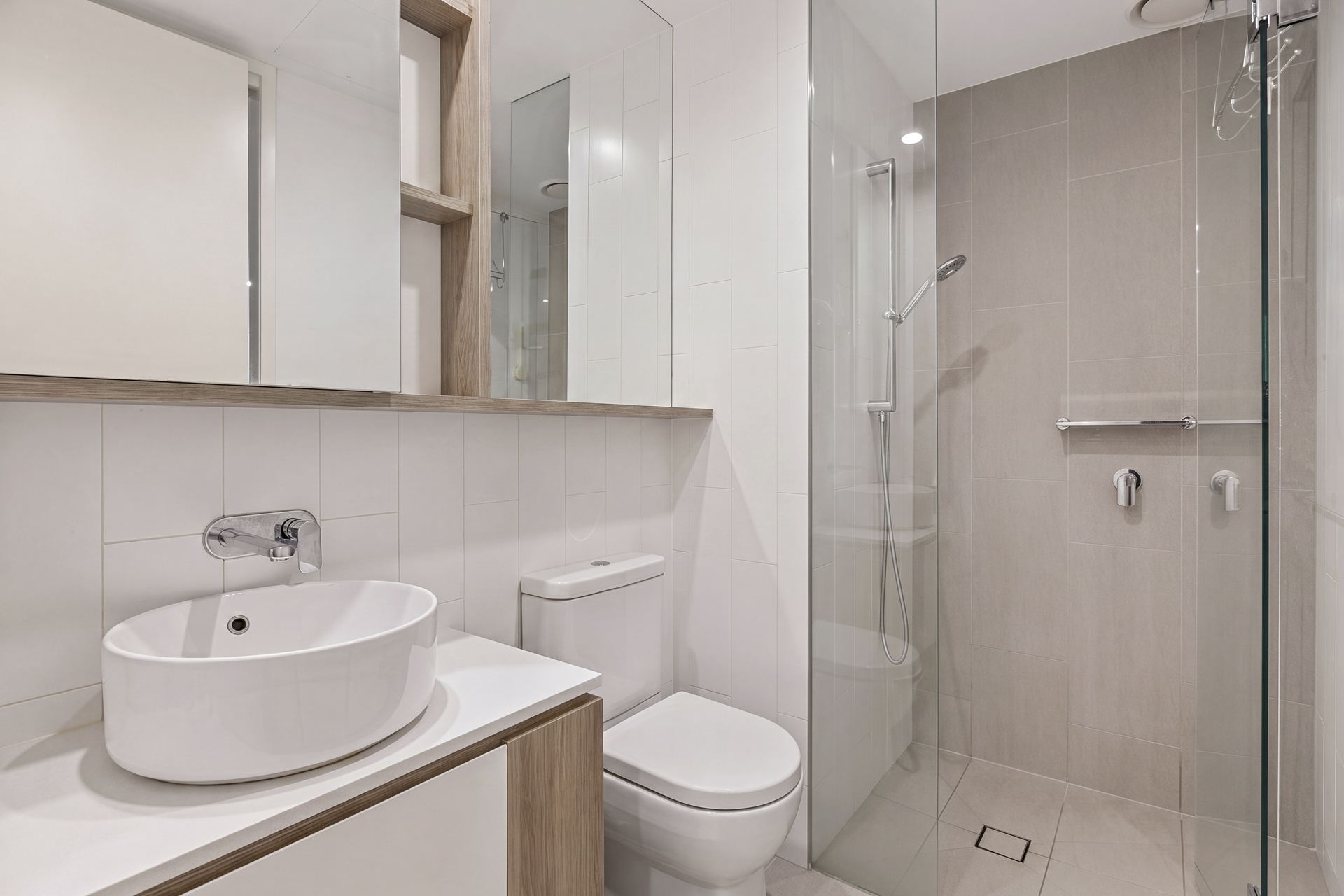 512/5-7 Irving Avenue, Box Hill, VIC 3128 - Image 5
