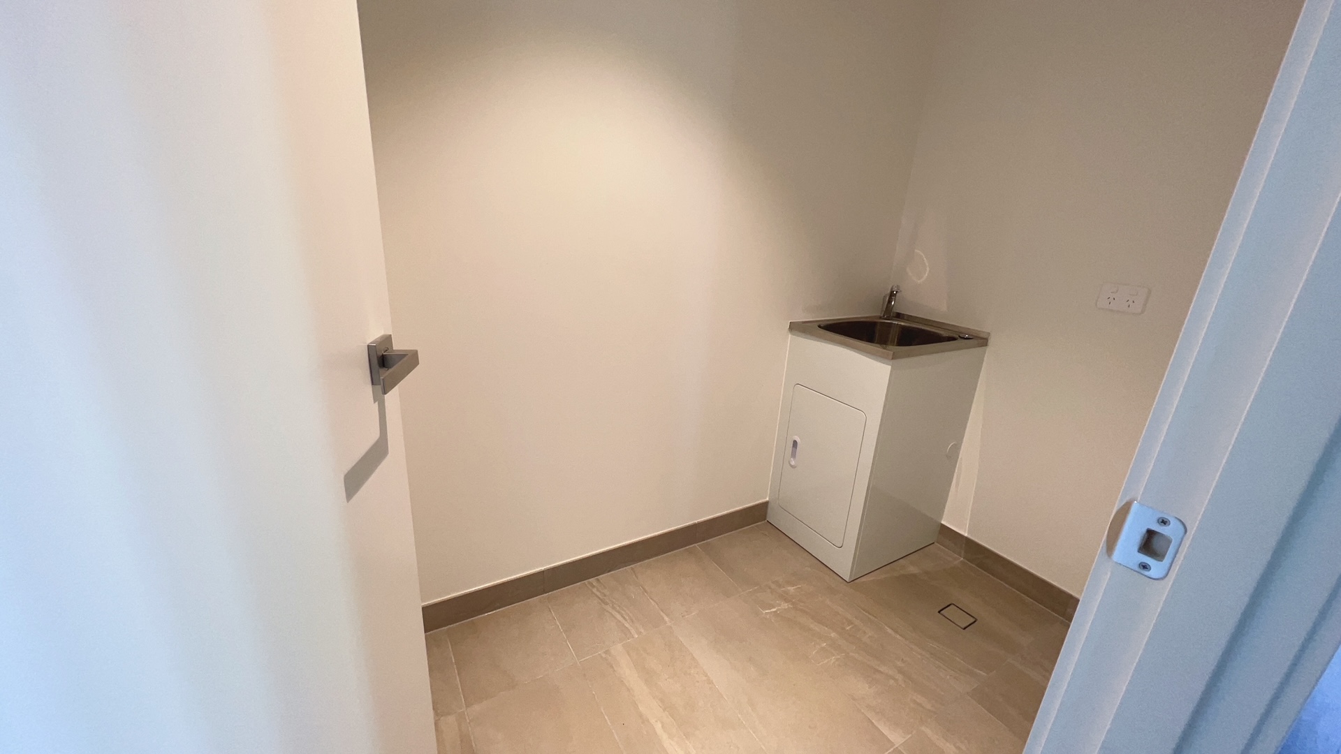 3-bedroom unit at 2207A/58 Dorcas Street, Southbank, VIC 3006, Melbourne, Victoria