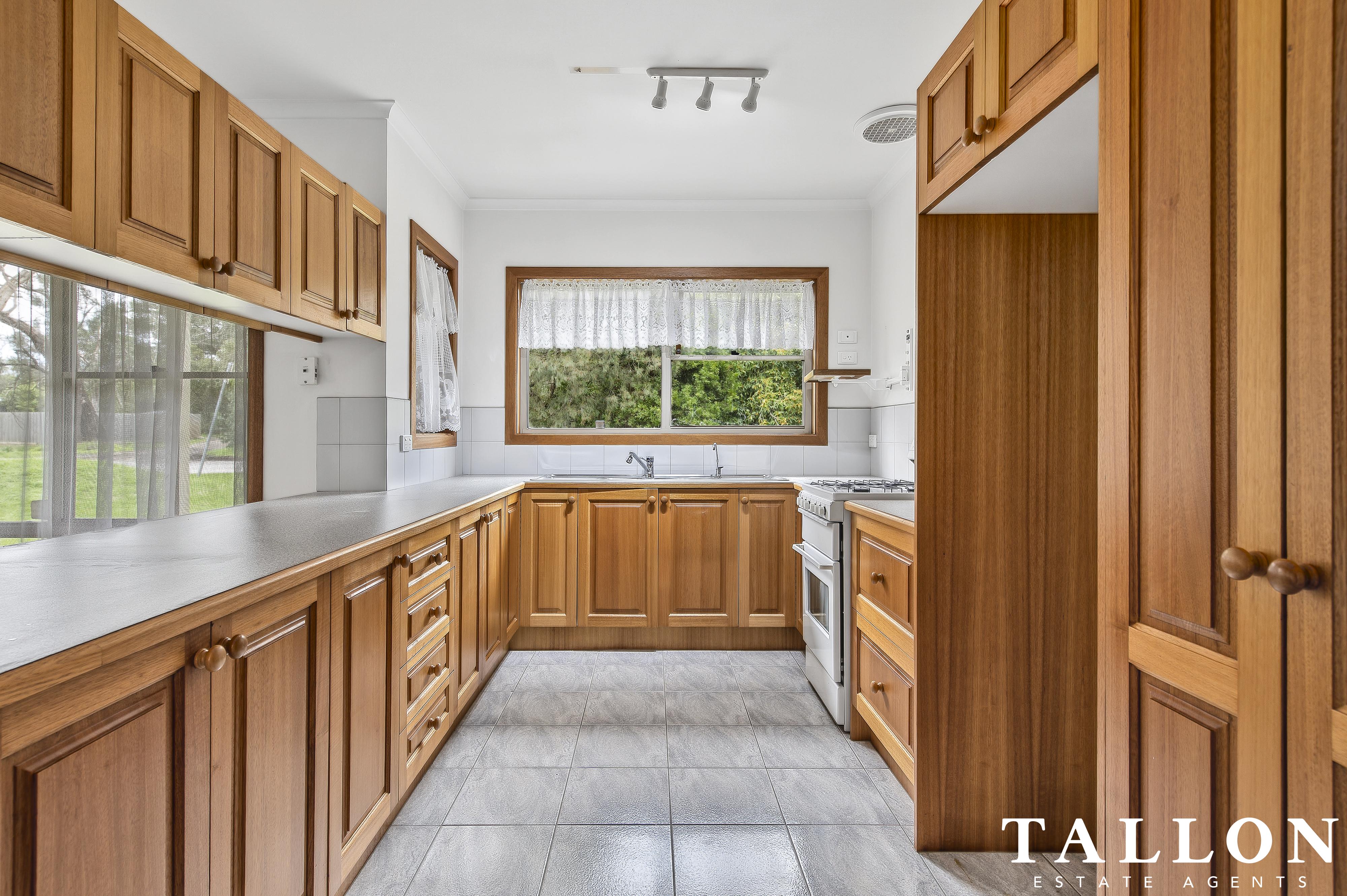 3-bedroom house at 18 ROBERTSON STREET, Hastings VIC 3915, Mornington Peninsula, Victoria
