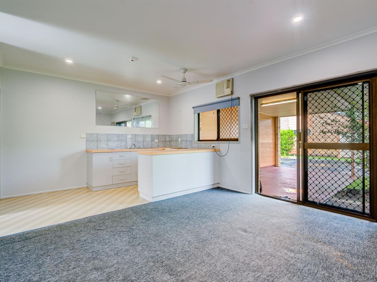 1-bedroom unit at GERALDTON GARDENS 19 1-3 BERGIN ROAD, INNISFAIL ESTATE QLD 4860, Cassowary Coast, Queensland