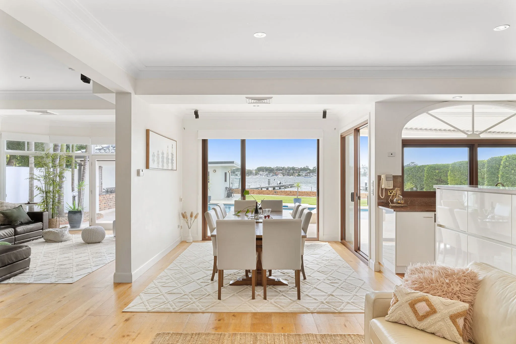 6-bedroom house at 14 Beach Street, Blakehurst, NSW 2221, Georges River, New South Wales