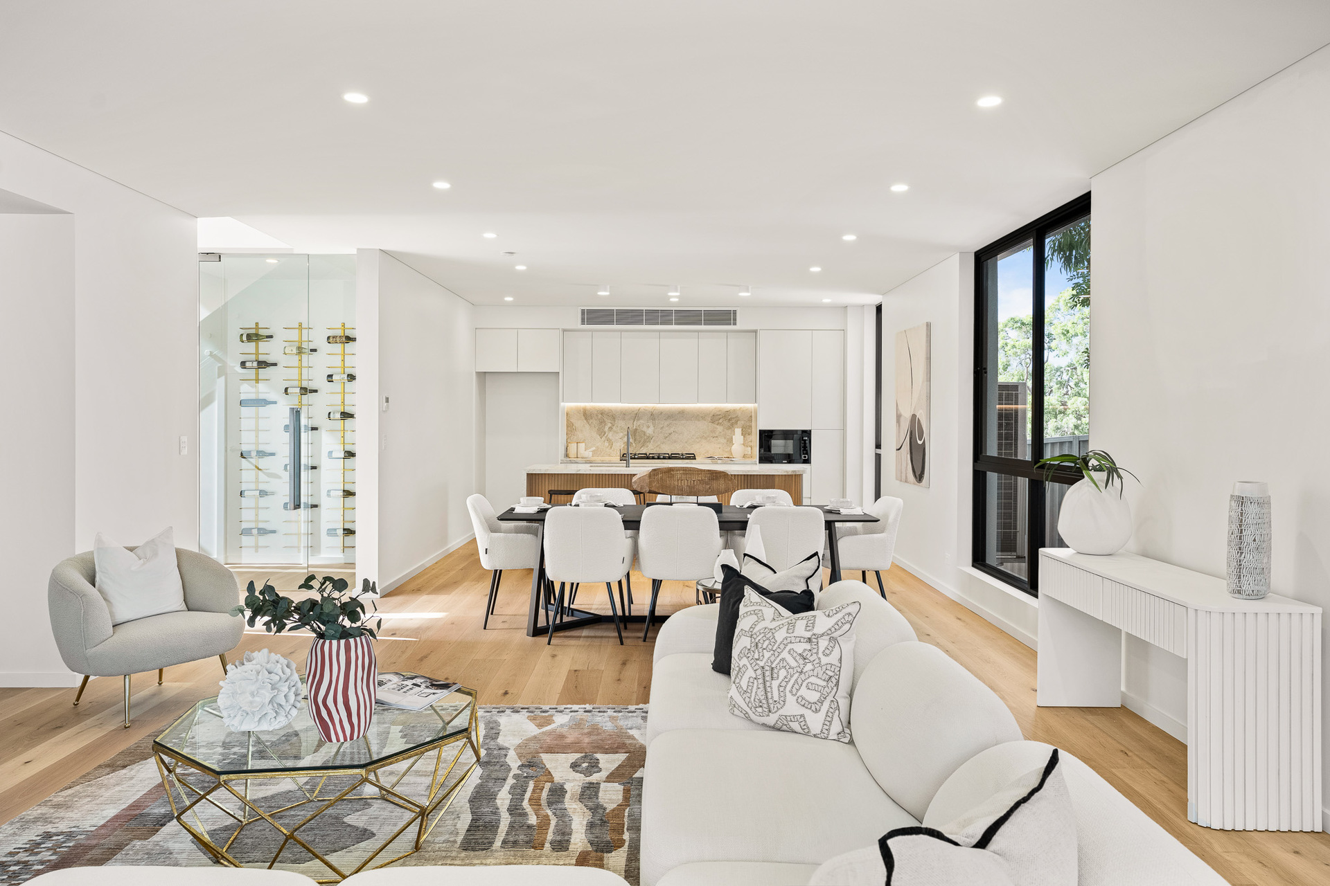 5-bedroom unit at 51 SAUNDERS BAY ROAD, Caringbah South NSW 2229, Sutherland, New South Wales