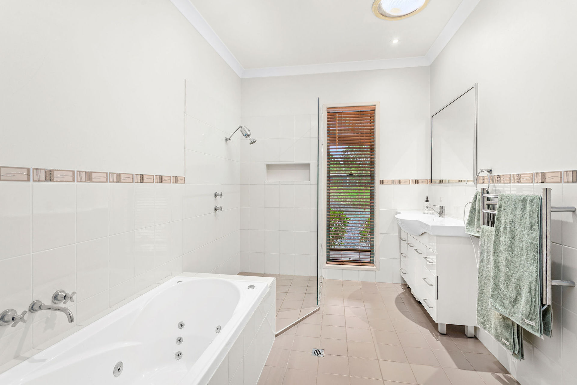 5-bedroom house at 16 Idlewoods Crescent, Rainbow Flat, NSW 2430, Mid-Coast, New South Wales