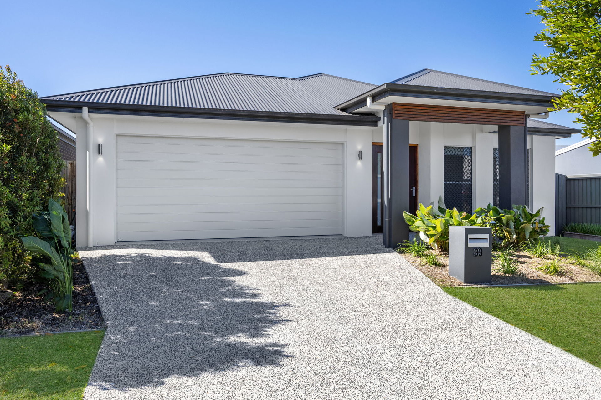 33 FICUS DRIVE, Palmview QLD 4553 - Image 1