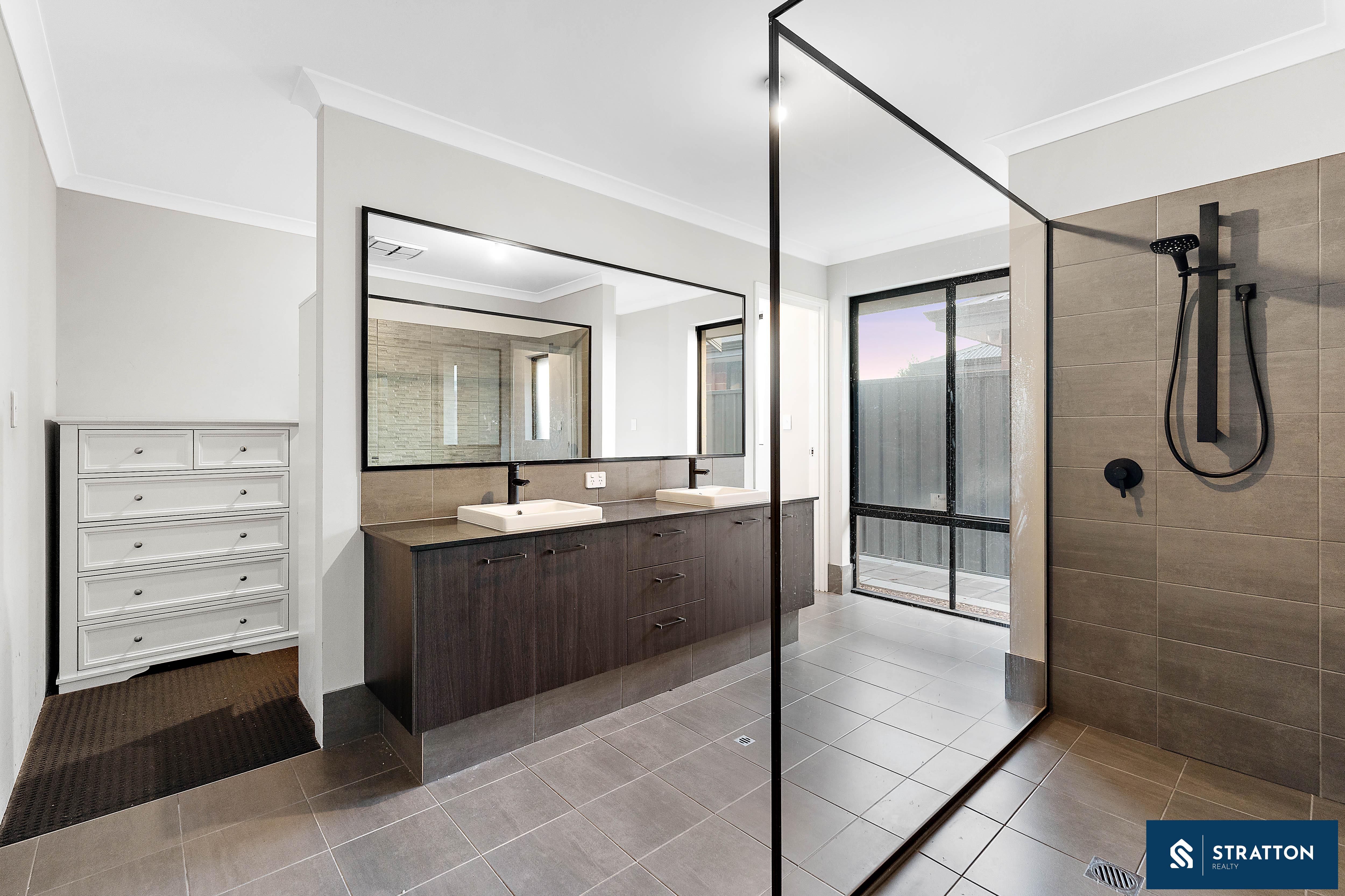 4-bedroom house at 17 Macintyre View, Hilbert, WA 6112, Armadale, Western Australia