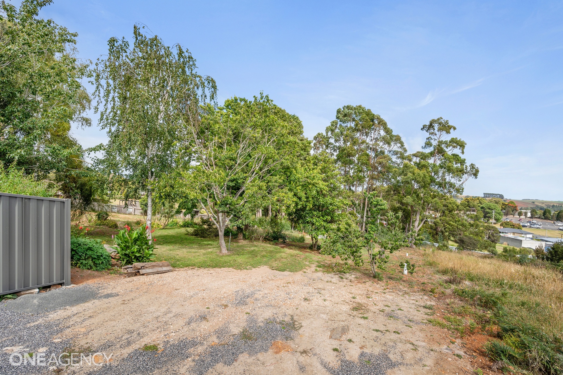 76 Hillcrest Road, Devonport, TAS 7310 - Image 4