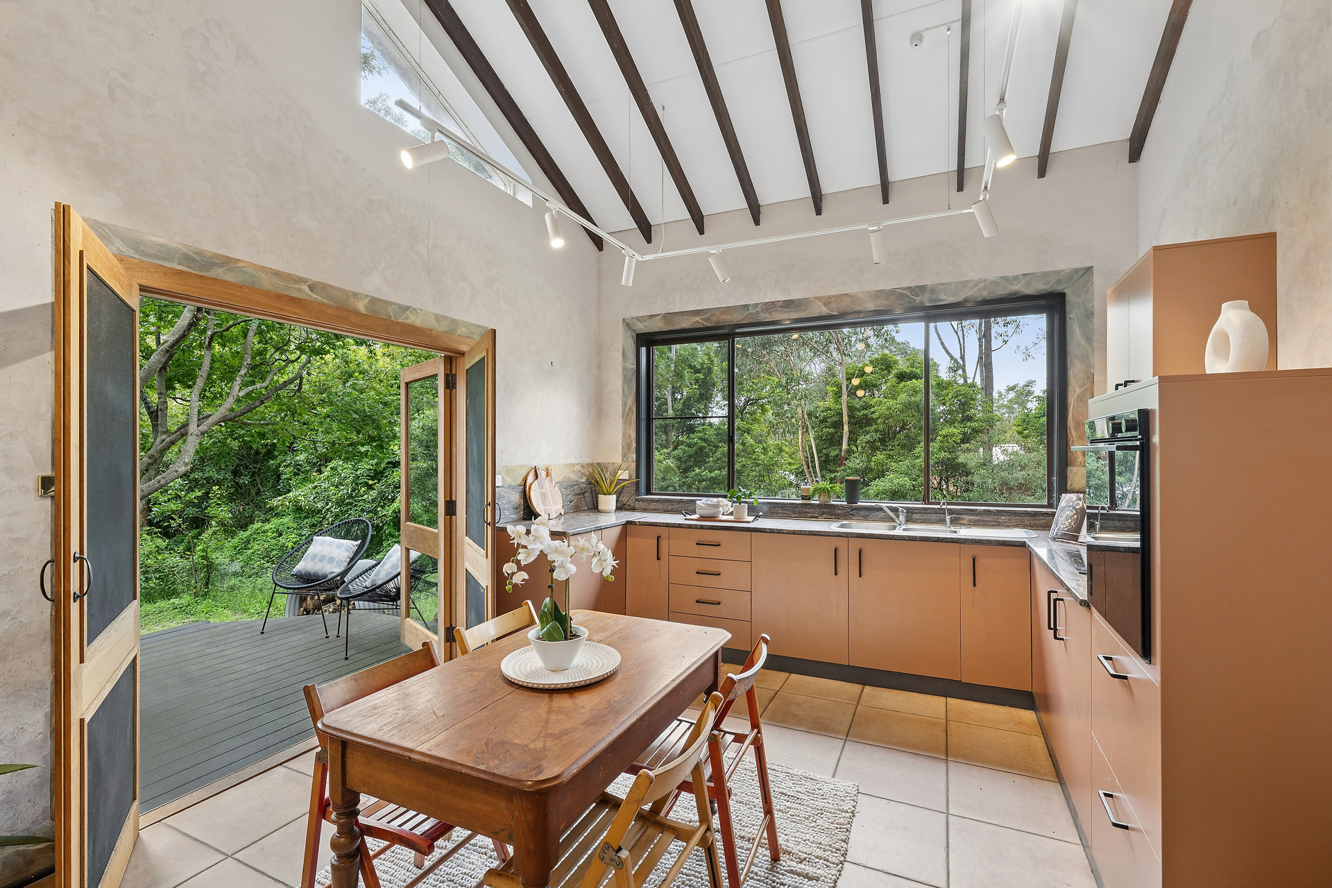 5-bedroom house at 22 Albert Road, Bullaburra, NSW 2784, Blue Mountains, New South Wales