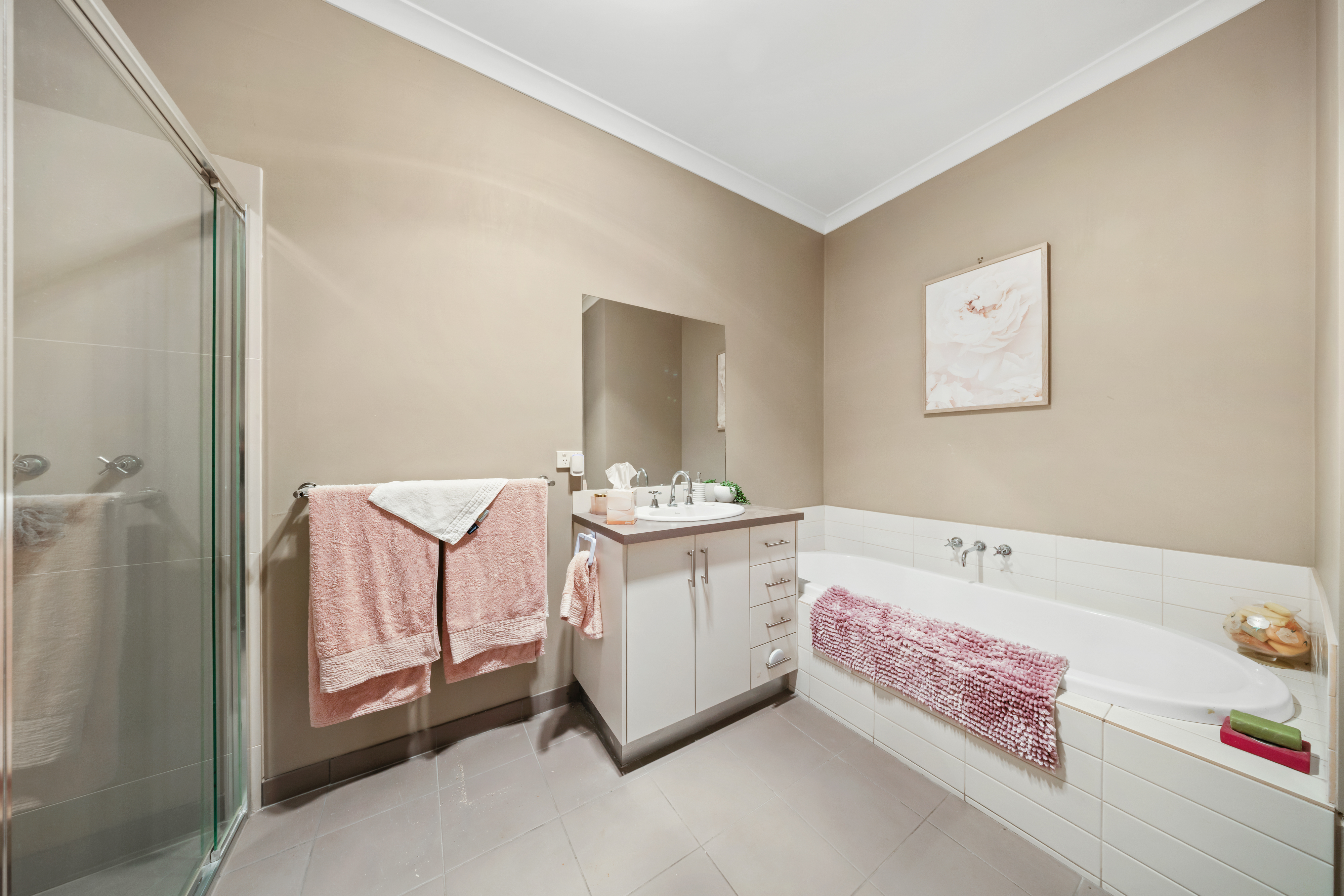 2-bedroom unit at 529 Raymond Street, Sale, VIC 3850, Wellington, Victoria