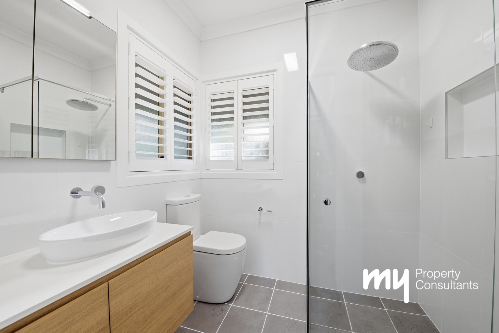6-bedroom house at 162-164 The Old Oaks Road, Grasmere, Nsw, 2570, Camden, New South Wales