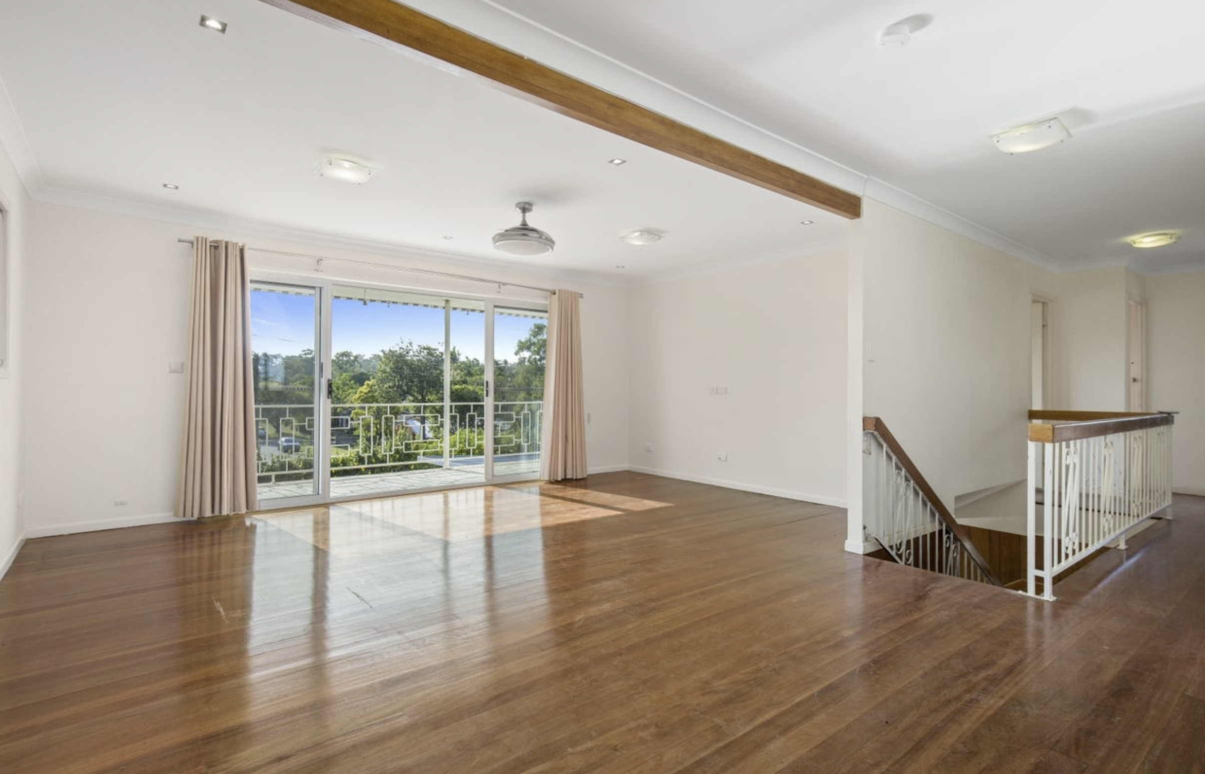 222 BENOWA ROAD, Benowa QLD 4217 - Image 4
