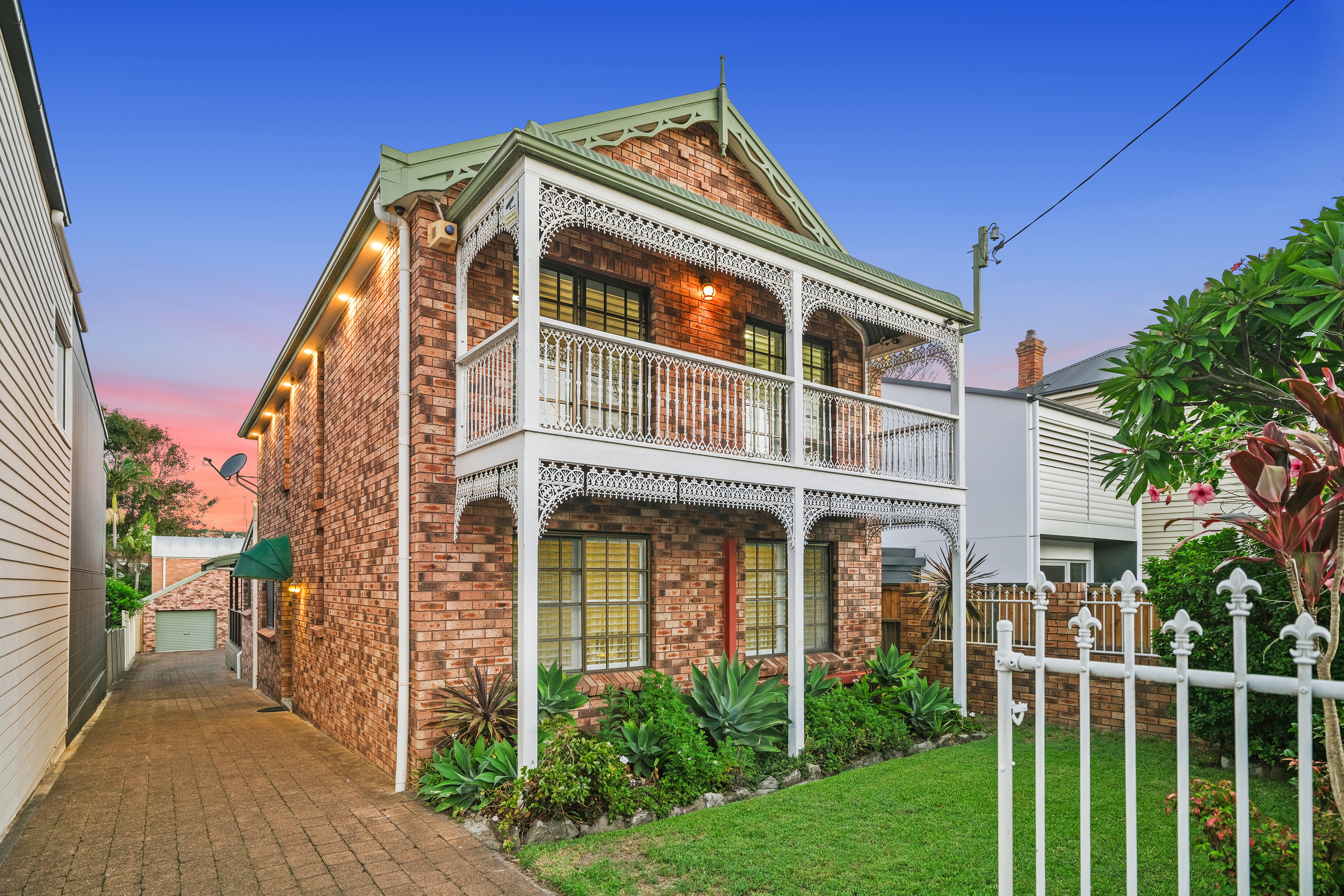 43 Corlette Street, Cooks Hill, NSW 2300 - Image 1