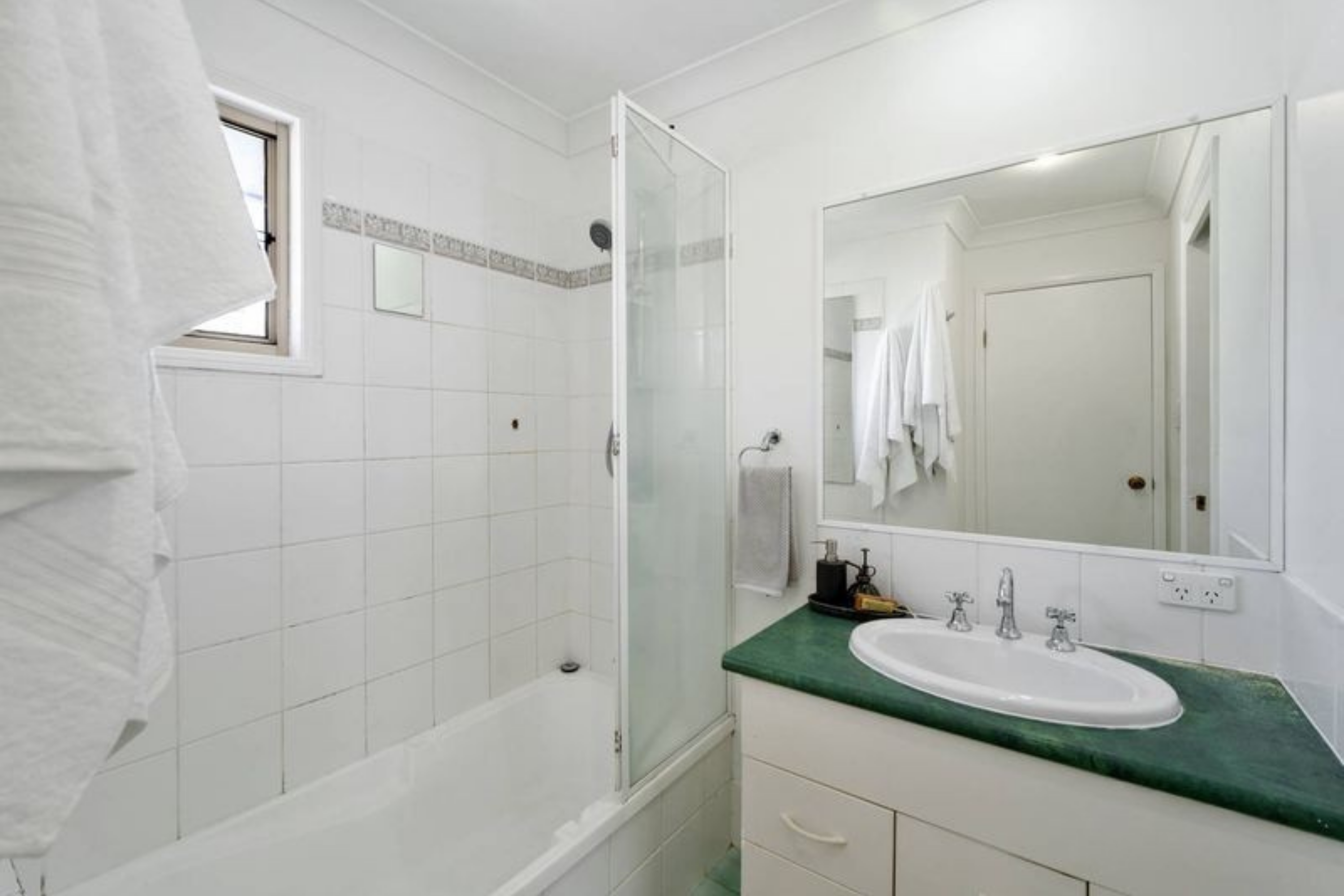 4/11 Oakmont Avenue, Oxley, QLD 4075 - Image 8