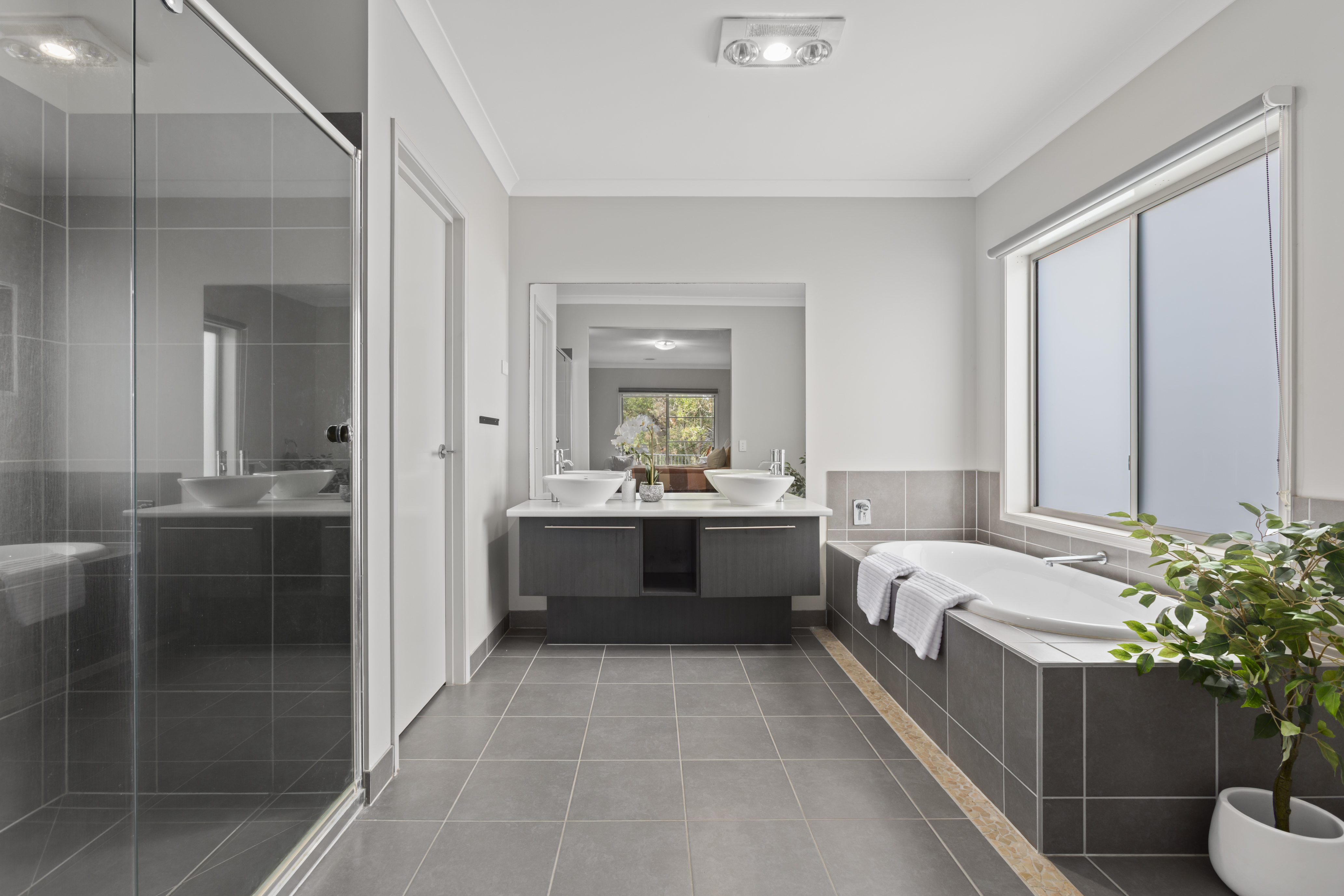 4-bedroom house at 11 CREEKWARD DRIVE, Armstrong Creek VIC 3217, Greater Geelong, Victoria