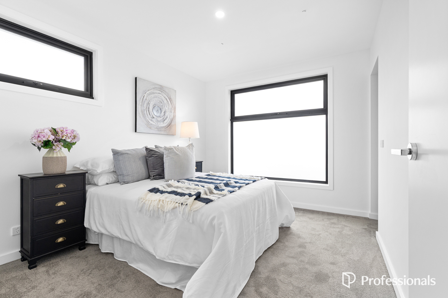 Unit 1/7-8 Blanche Court, Doncaster East, Vic, 3109 - Image 7