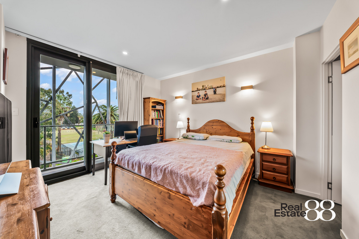 13/262 Lord Street, Perth, WA 6000 - Image 8