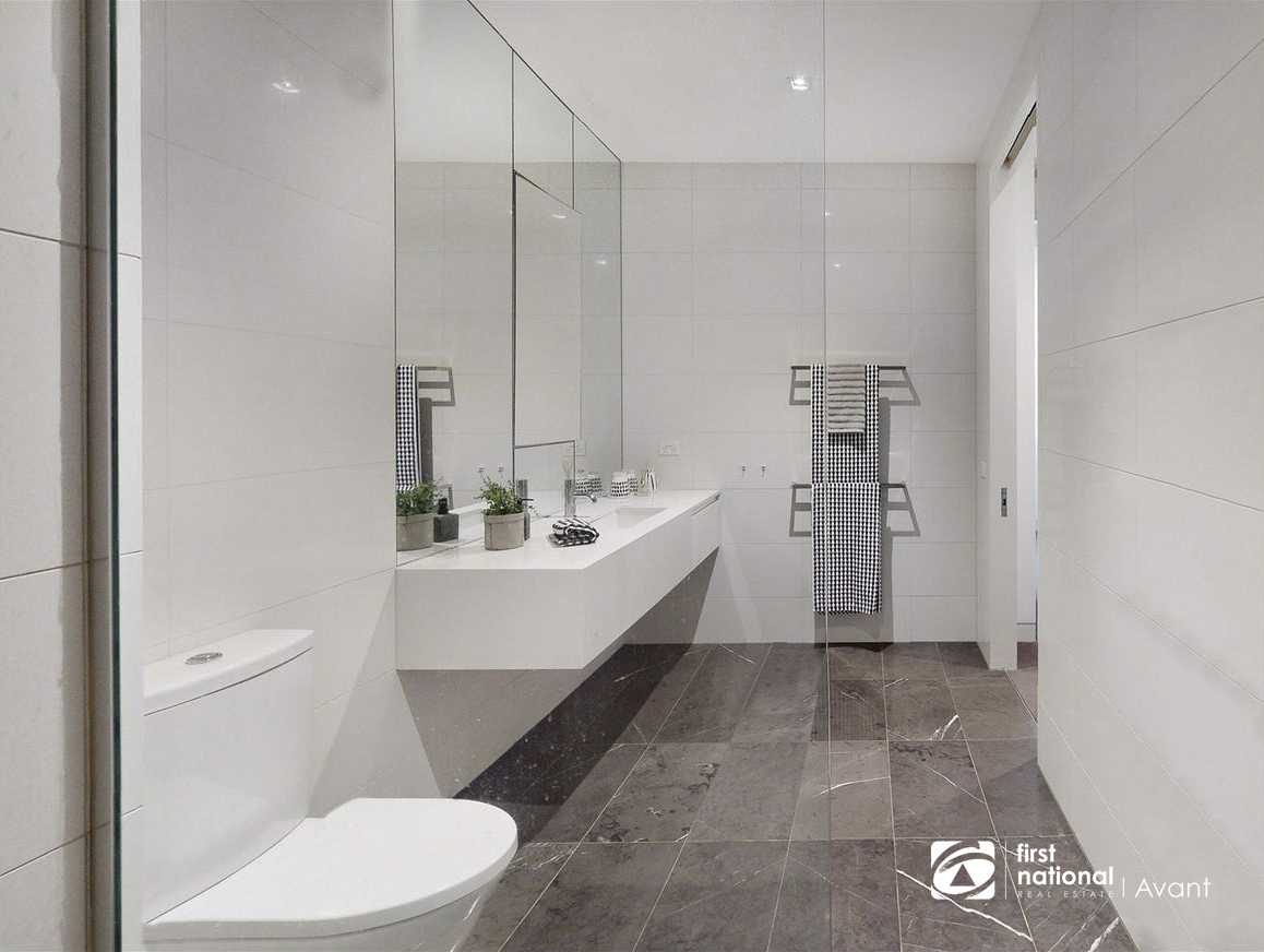 4-bedroom unit at 11 AUGUSTA AVENUE, Docklands VIC 3008, Melbourne, Victoria