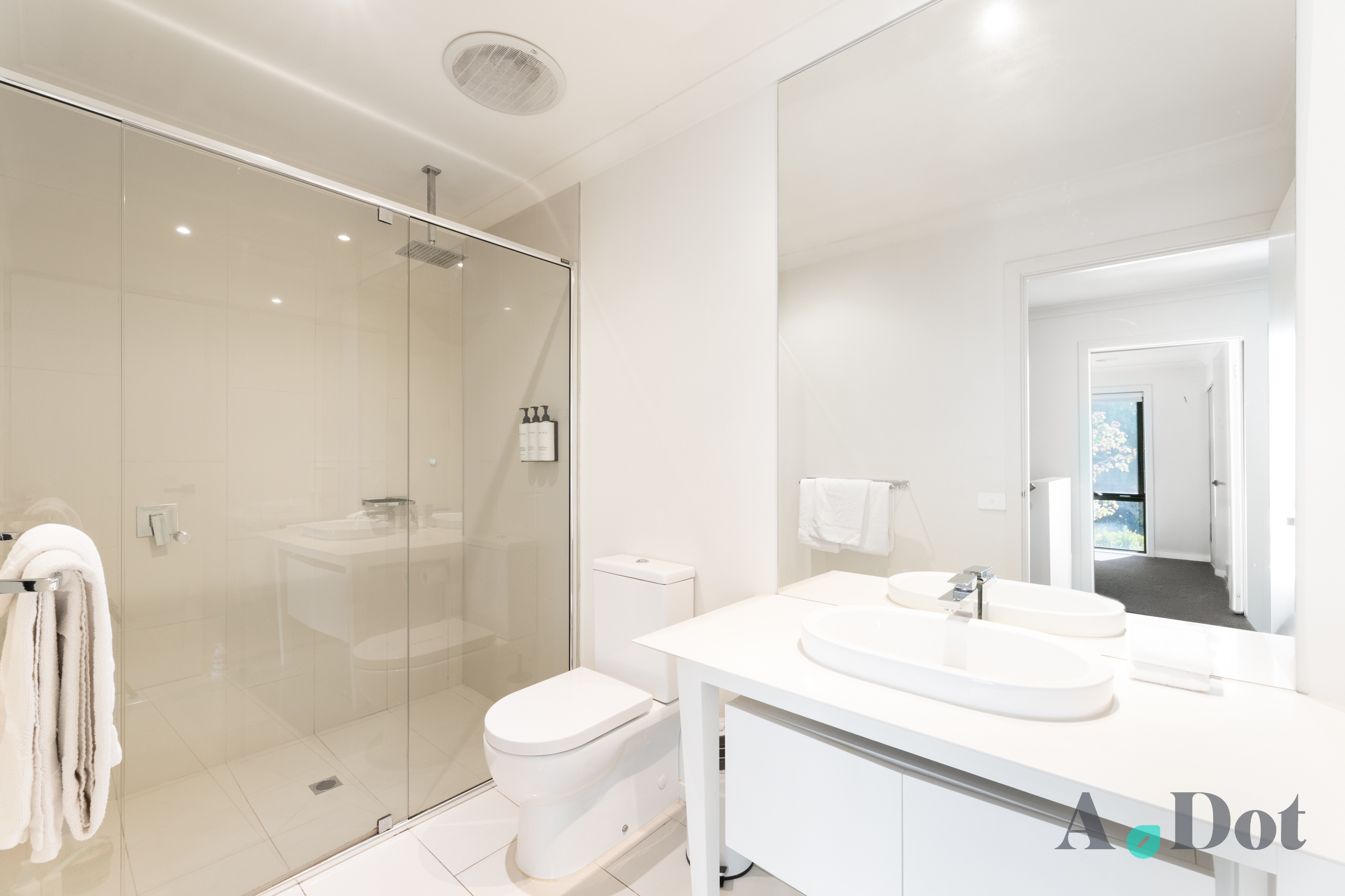 3-bedroom unit at 41 JANEFIELD DRIVE, Bundoora VIC 3083, Whittlesea, Victoria