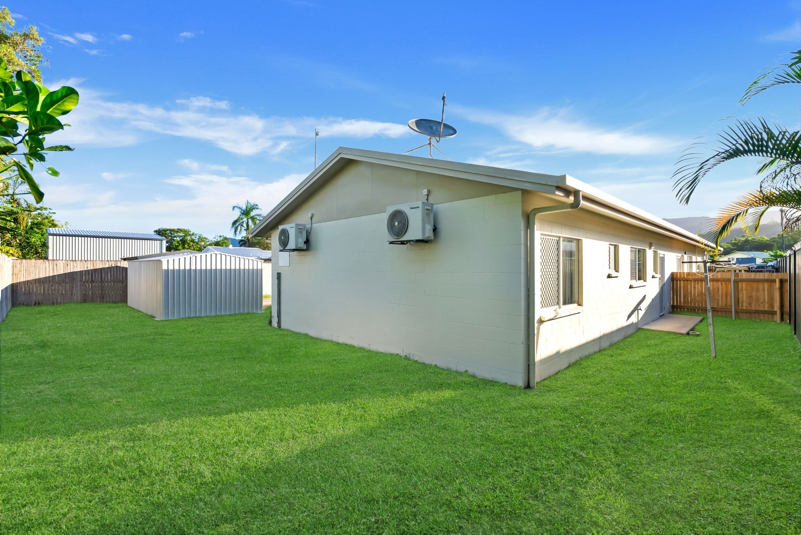 4-bedroom unit at 30 LEEUWIN CRESCENT, Bentley Park QLD 4869, Cairns, Queensland
