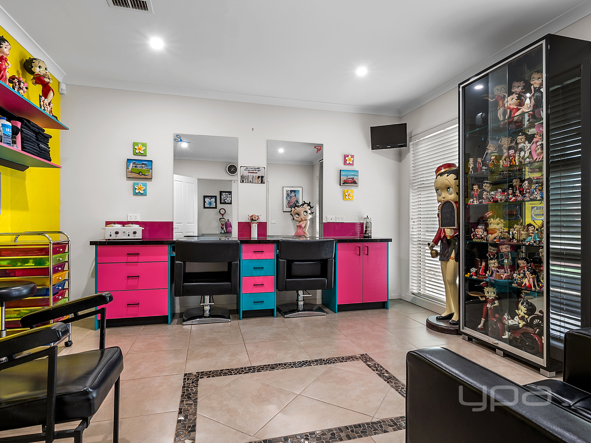 5 Ranfurlie Circuit, Melton West, Vic, 3337 - Image 5