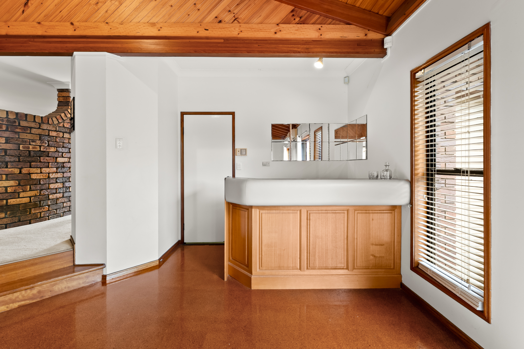 19 TAKITIMU STREET, Aspley QLD 4034 - Image 4
