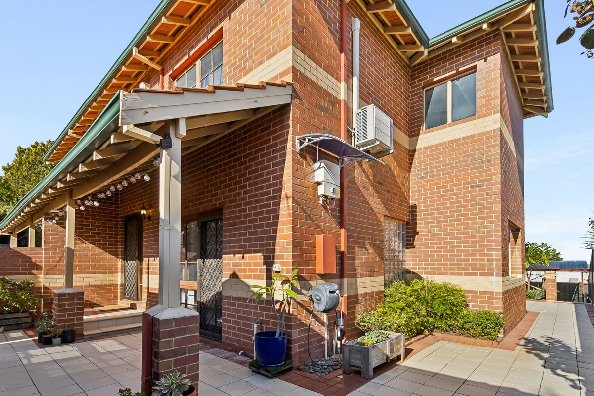 4/29 Hubert Road, Maylands, WA 6051 - Image 2