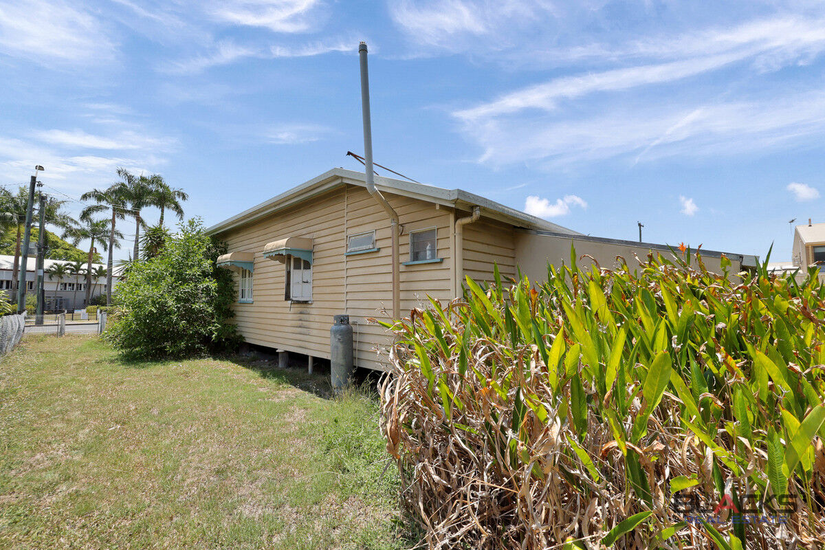 369 BRIDGE ROAD, West Mackay QLD 4740 - Image 1