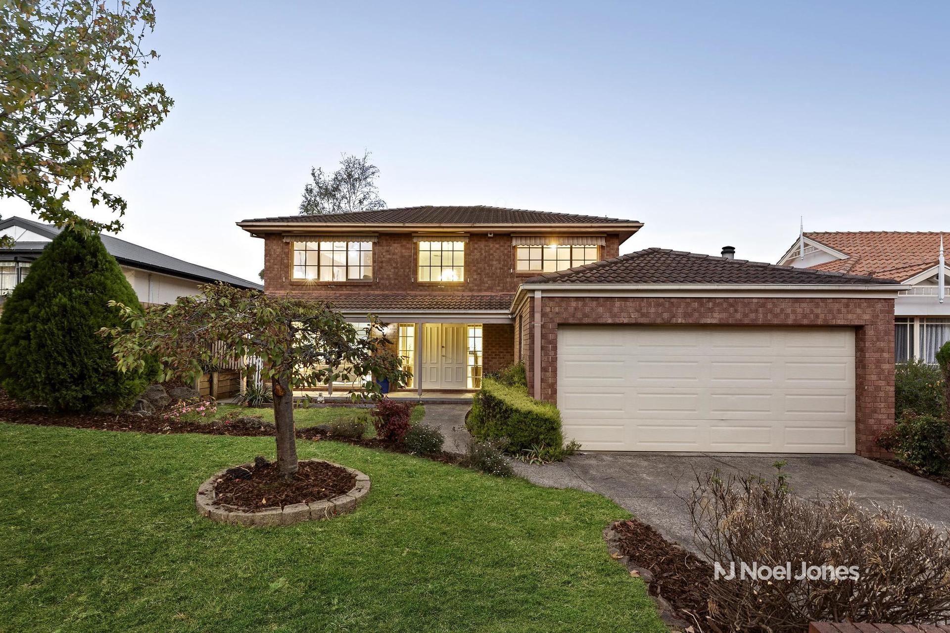 53 Lakewood Drive, Knoxfield, VIC 3180 - Image 1