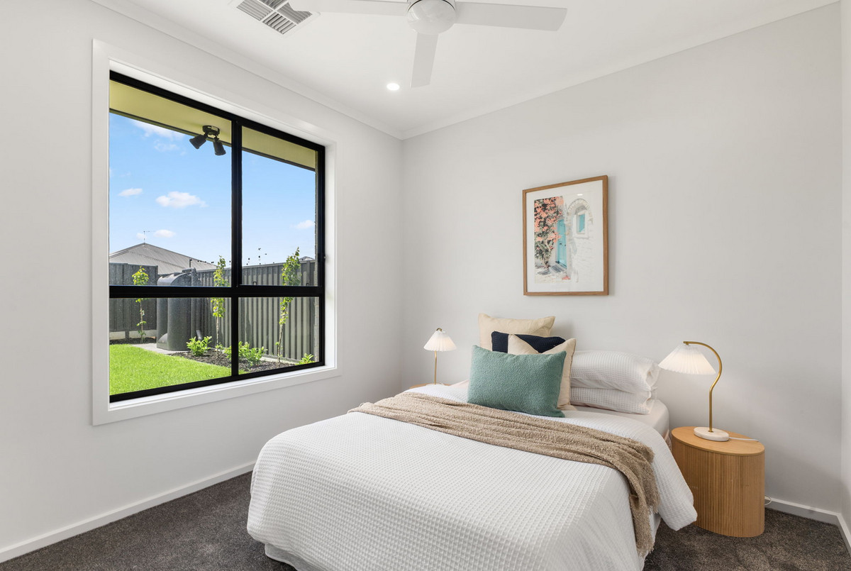 5-bedroom house at 8 Banks Street, Angle Vale, SA 5117, Playford, South Australia