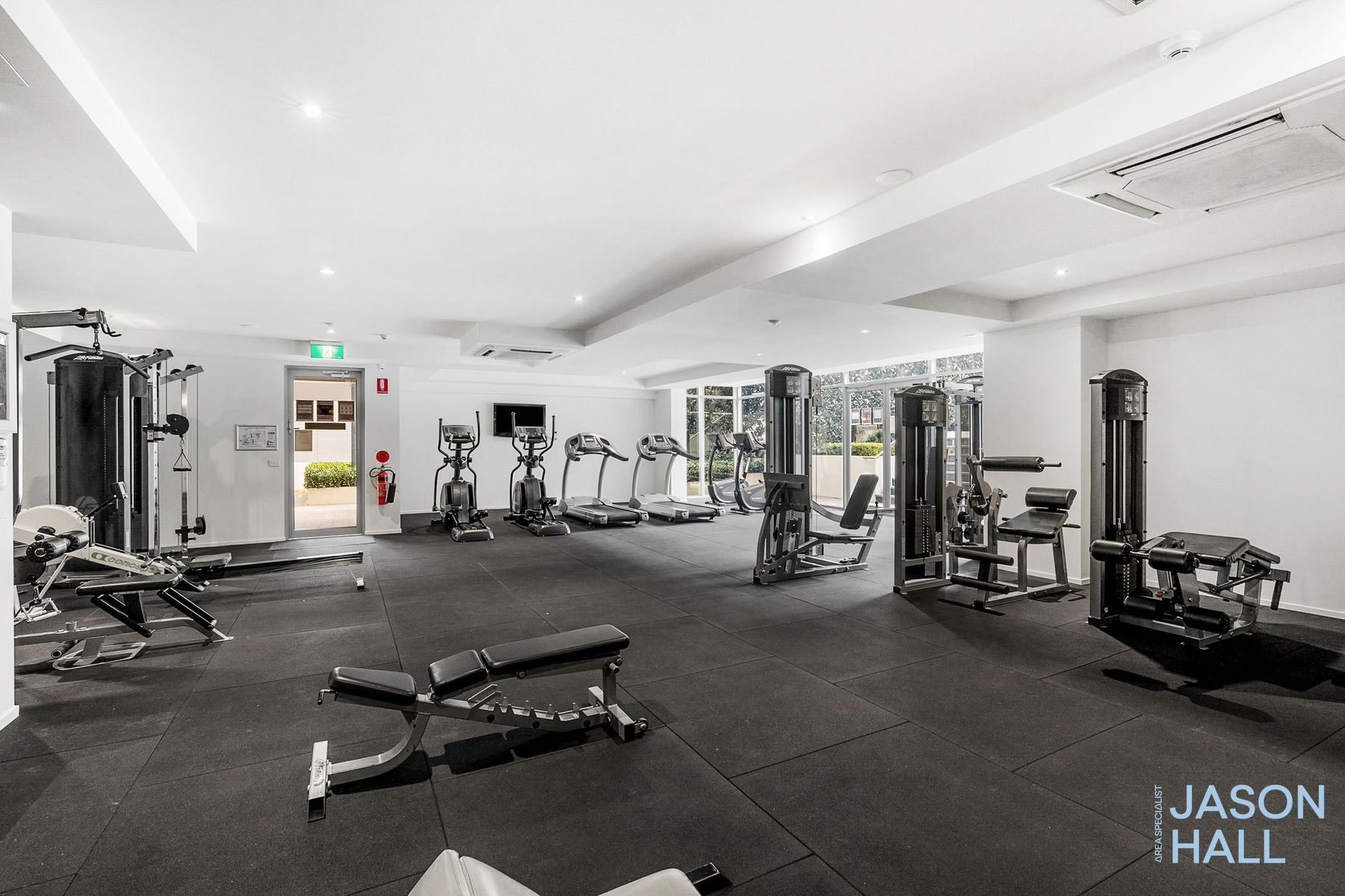 11/15 Coranderrk Street, City, Act, 2601 - Image 3