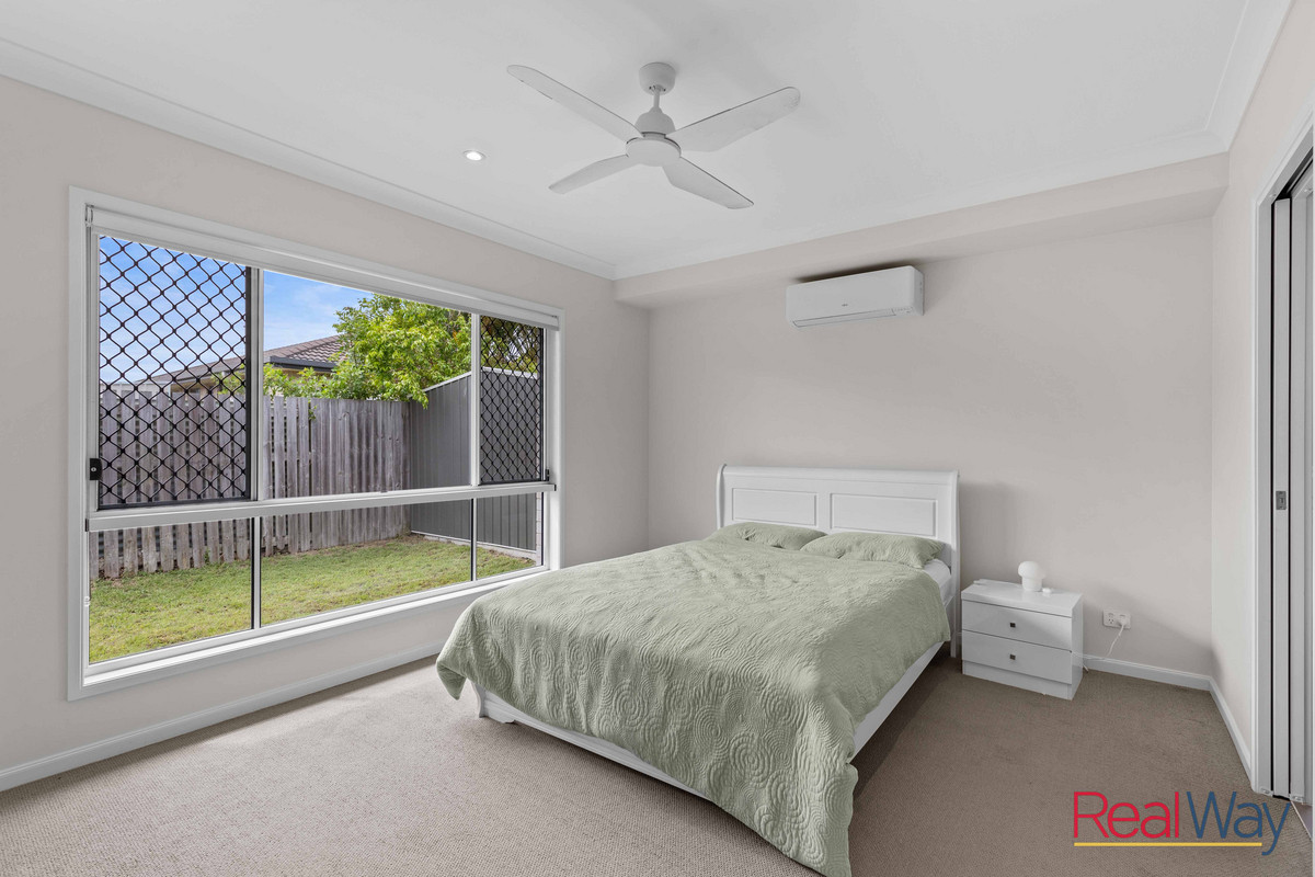 16 WAUGH STREET, Urangan QLD 4655 - Image 9