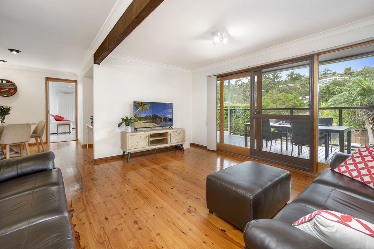 12 Clough Avenue, Illawong, NSW 2234 - Image 8