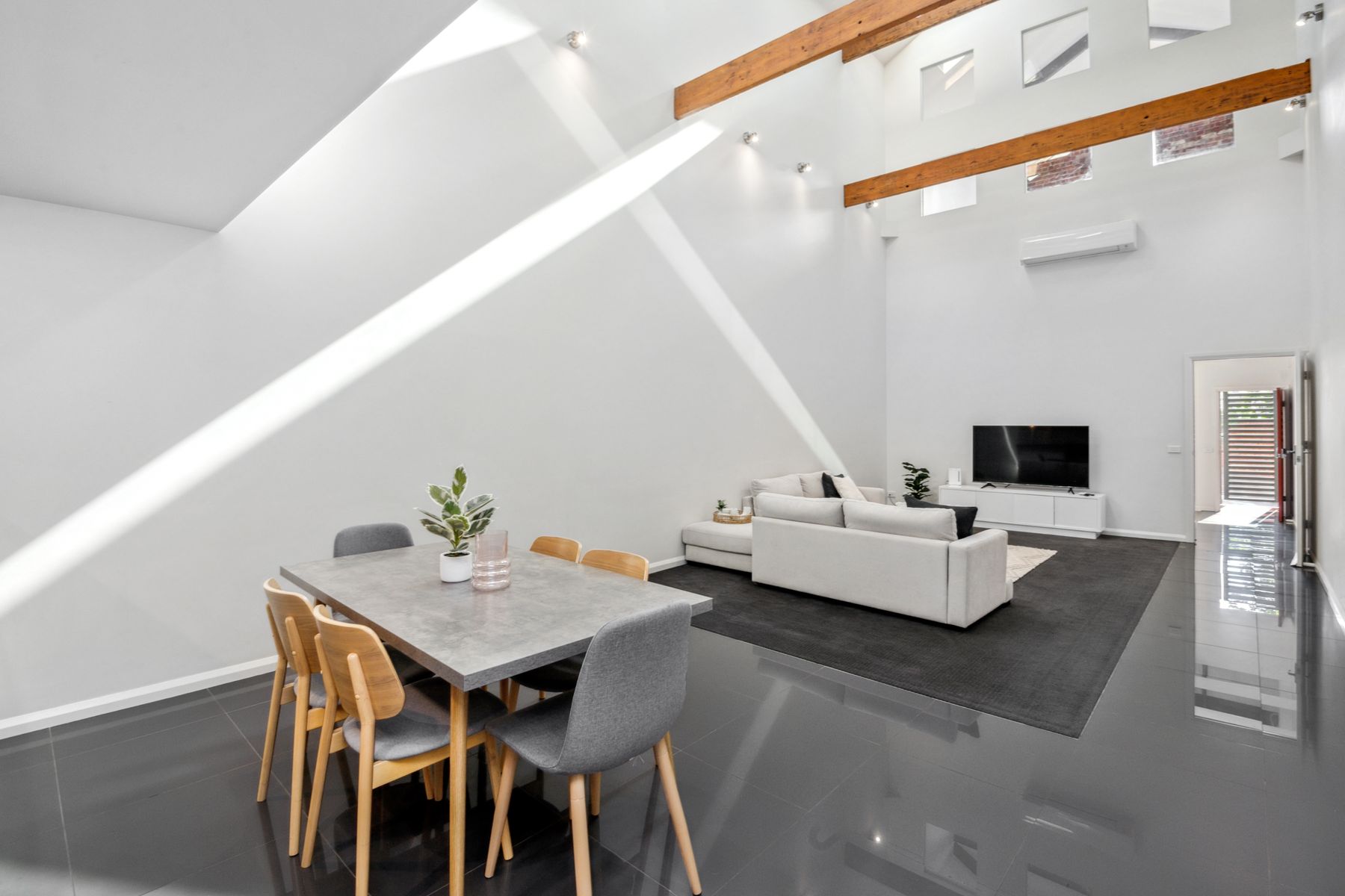 2 9 ACACIA STREET, BENDIGO VIC 3550 - Image 2