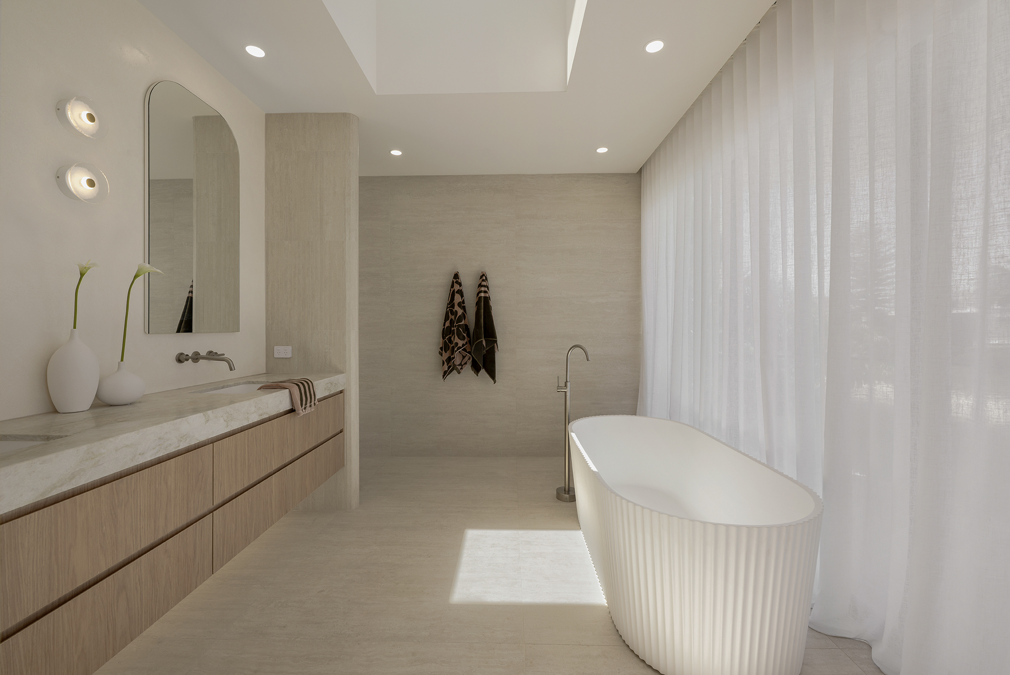 47 VATAKOULA PARADE, Mermaid Waters QLD 4218 - Image 9